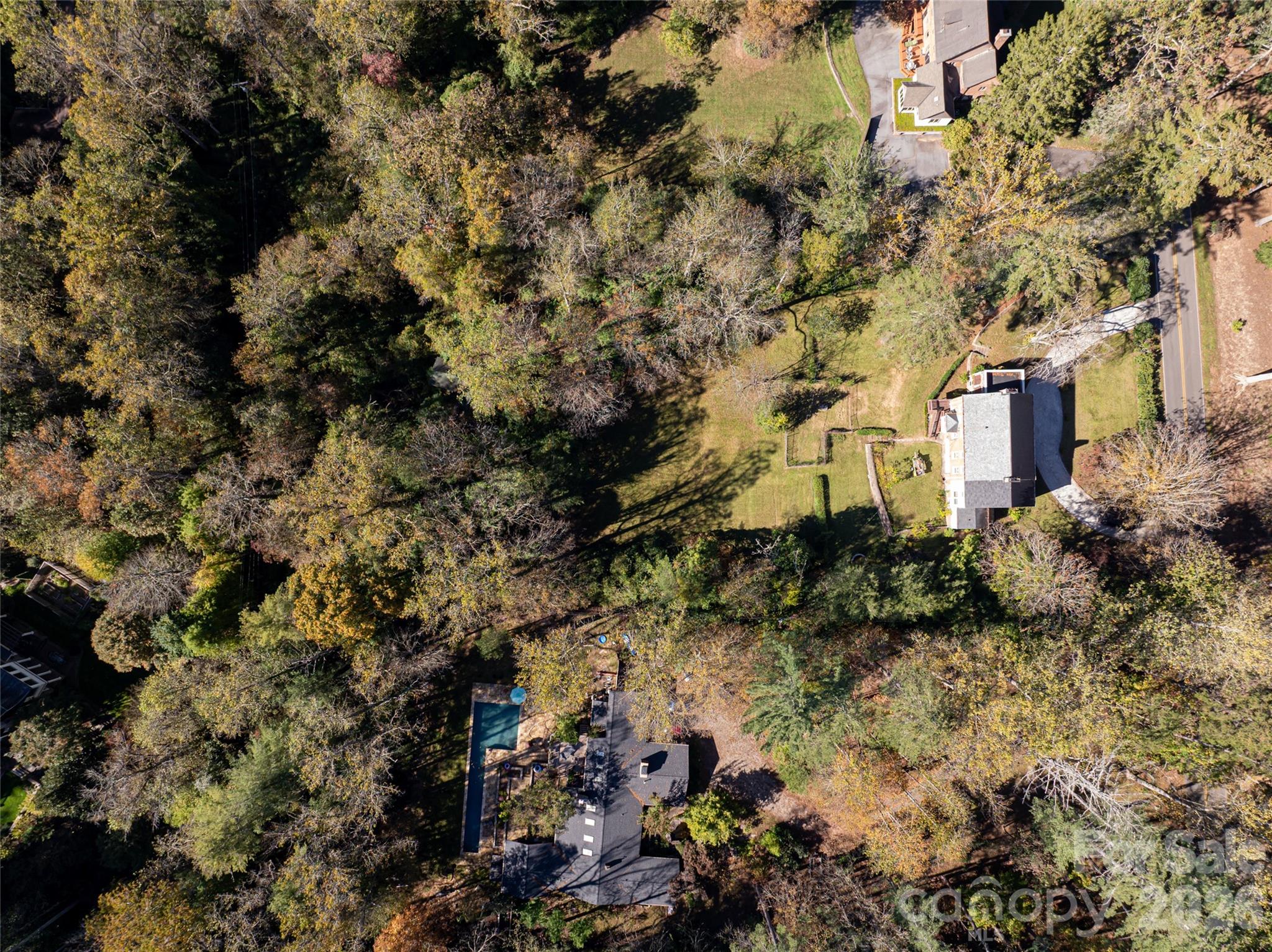 325 Vanderbilt Road