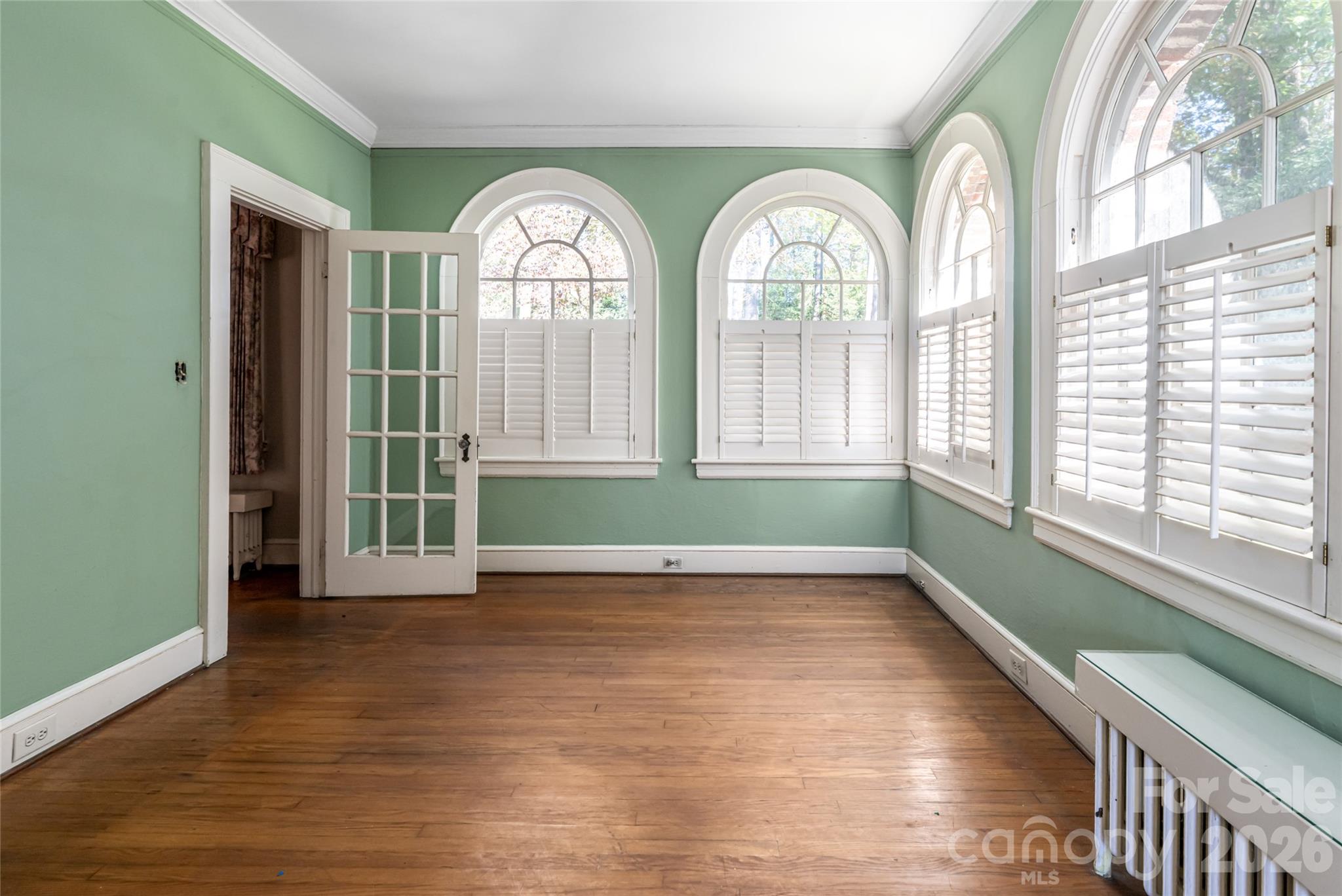 325 Vanderbilt Road