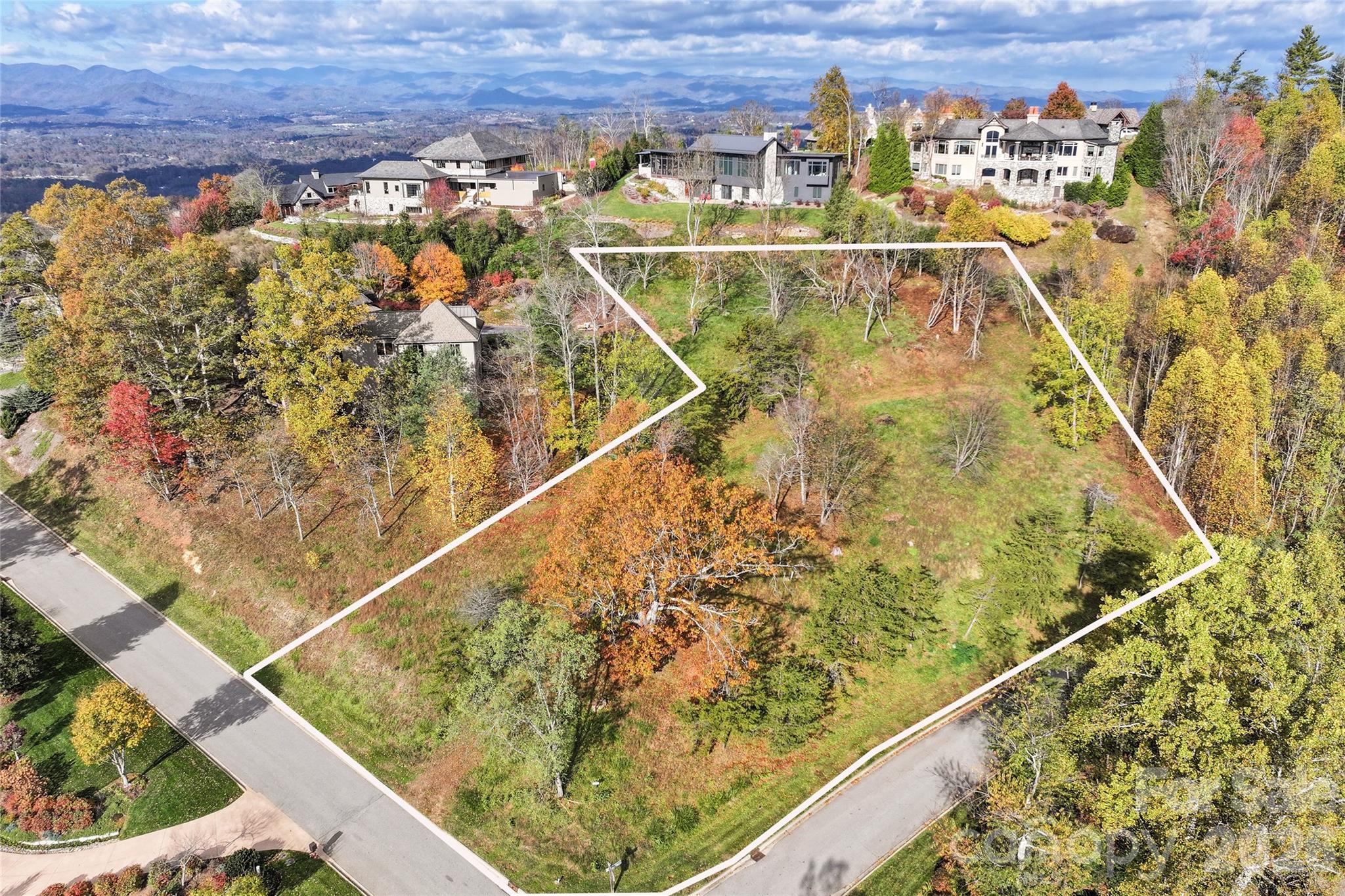 43 Summit Tower Circle