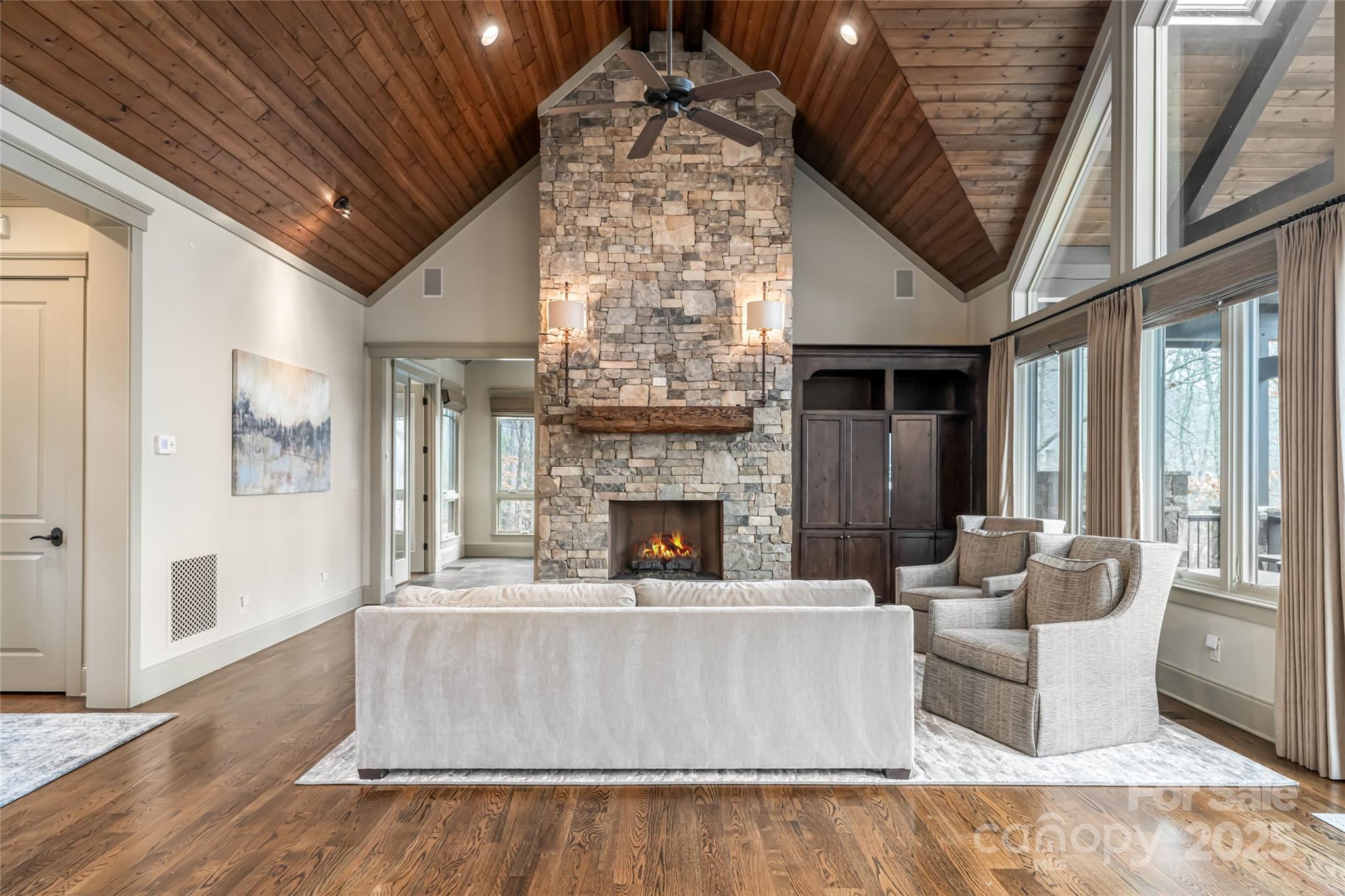 2 Cherokee Orchard Court