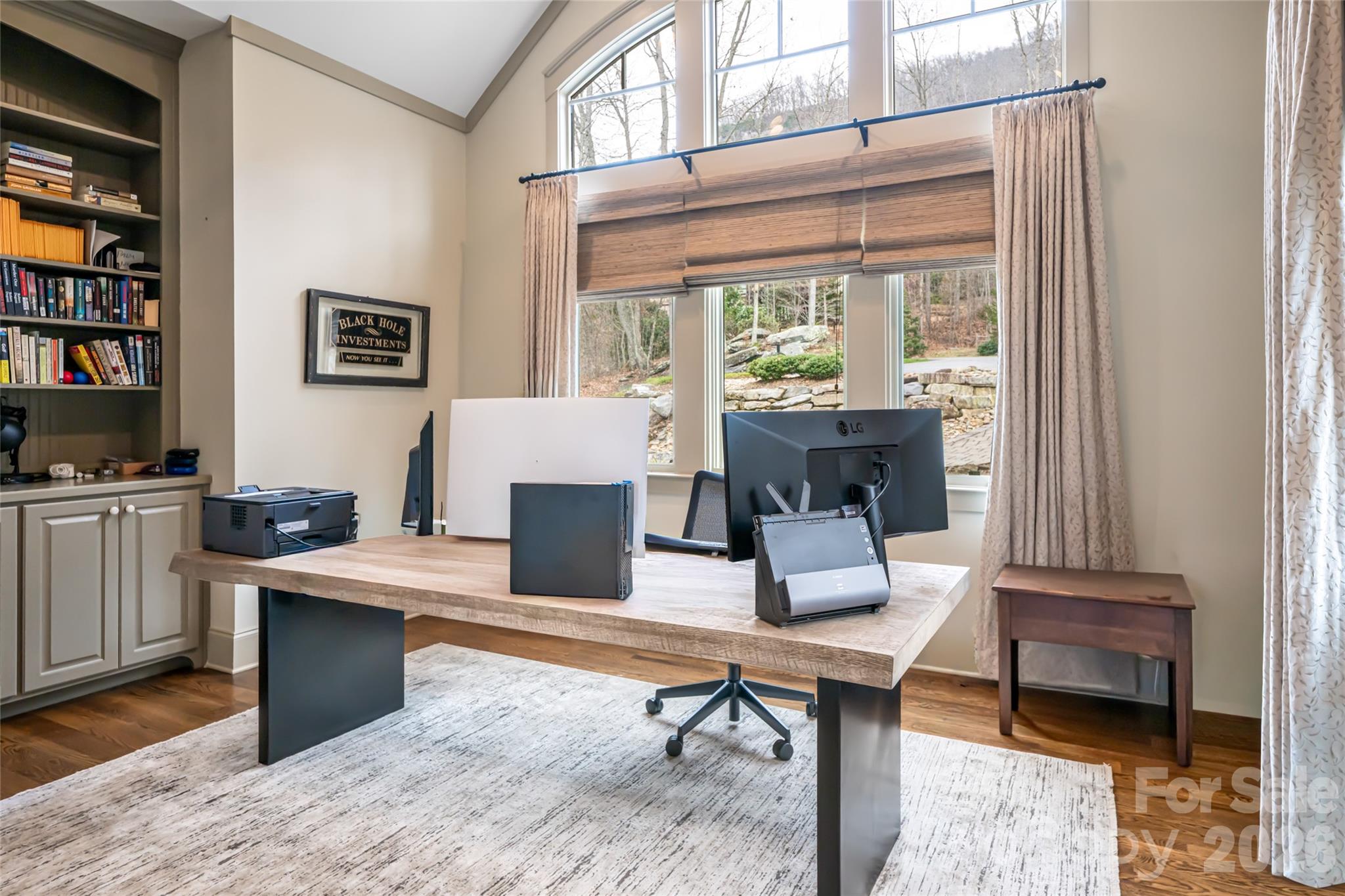 2 Cherokee Orchard Court