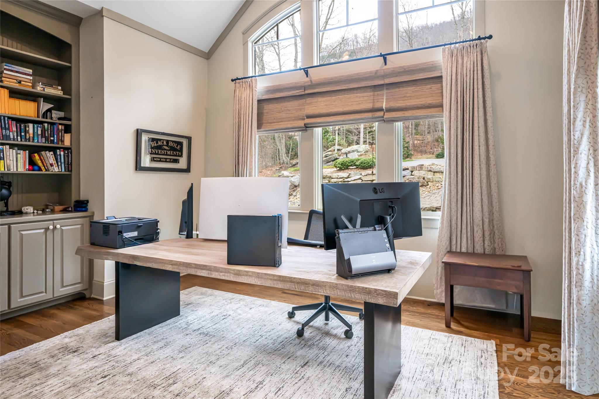 2 Cherokee Orchard Court