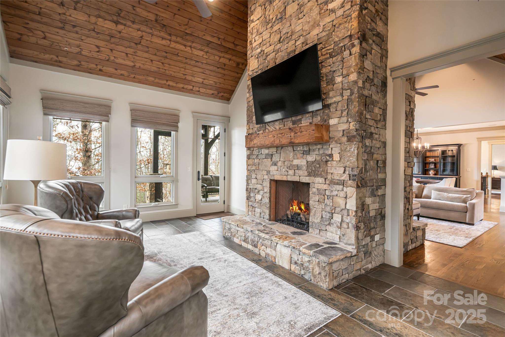 2 Cherokee Orchard Court