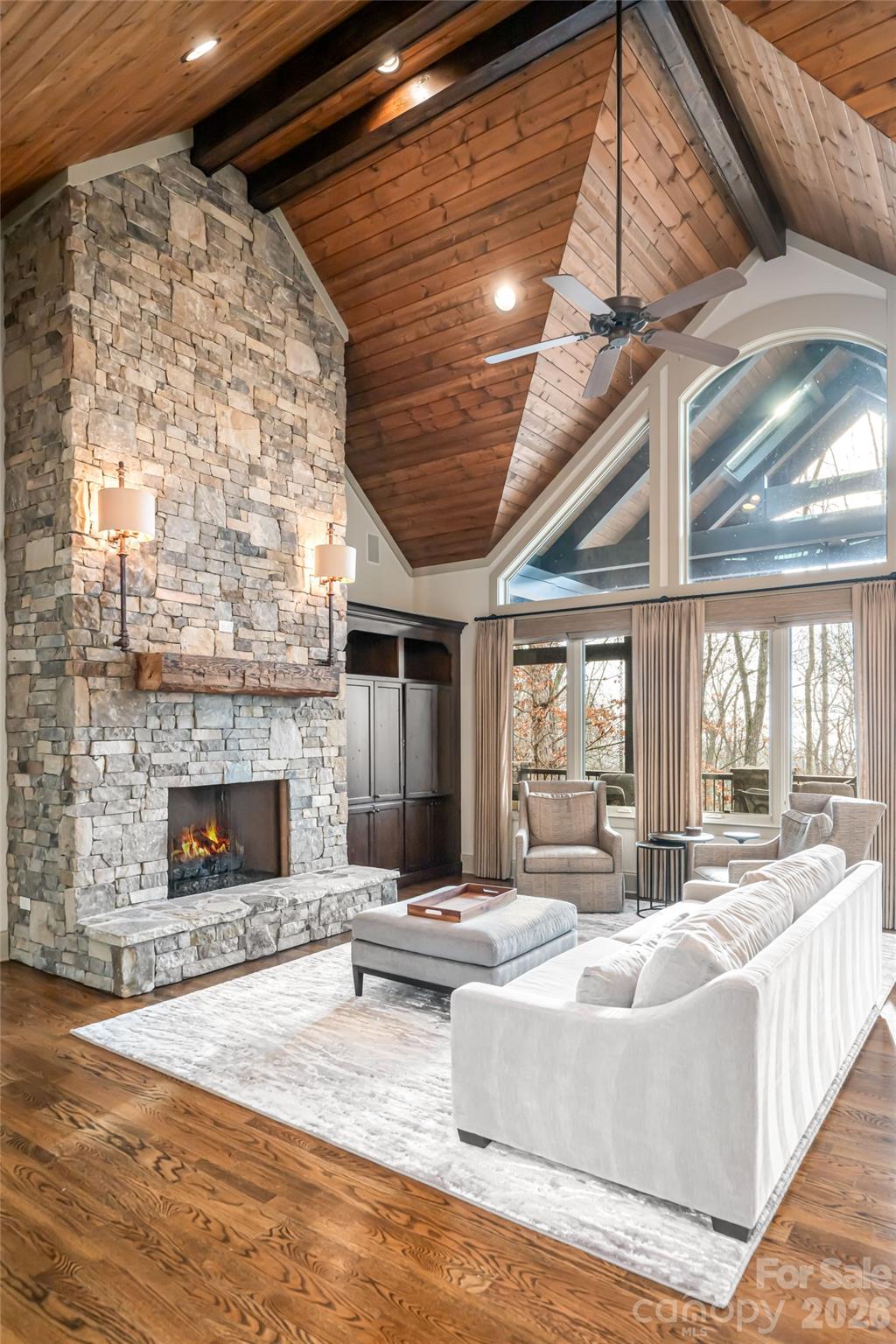 2 Cherokee Orchard Court