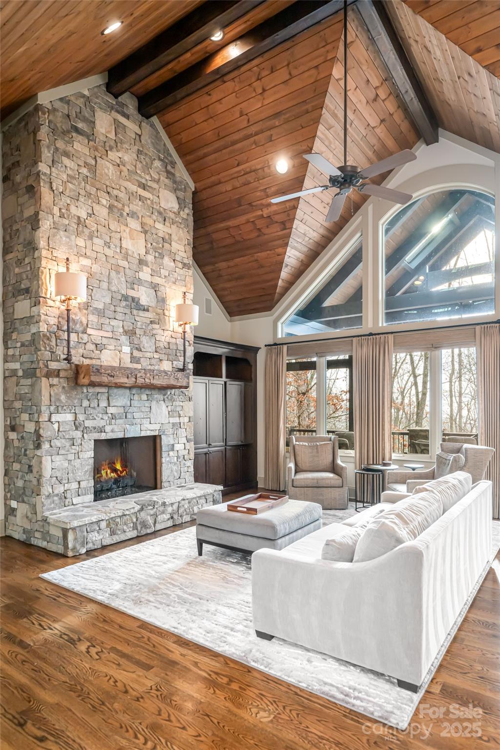 2 Cherokee Orchard Court