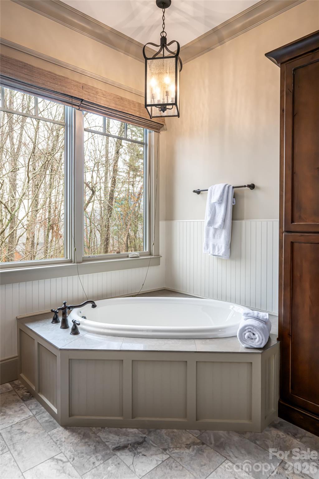 2 Cherokee Orchard Court