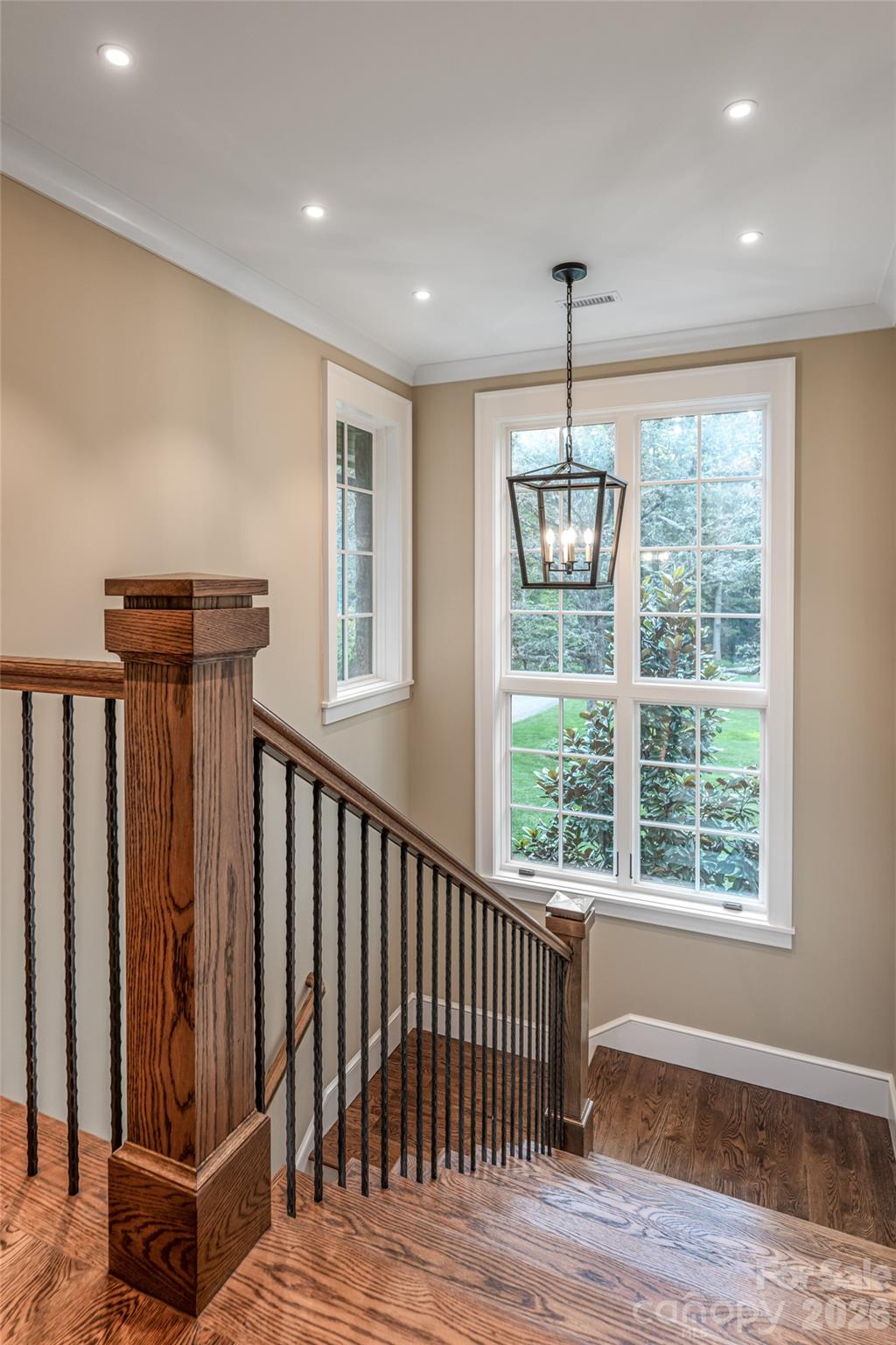 402 Vanderbilt Road