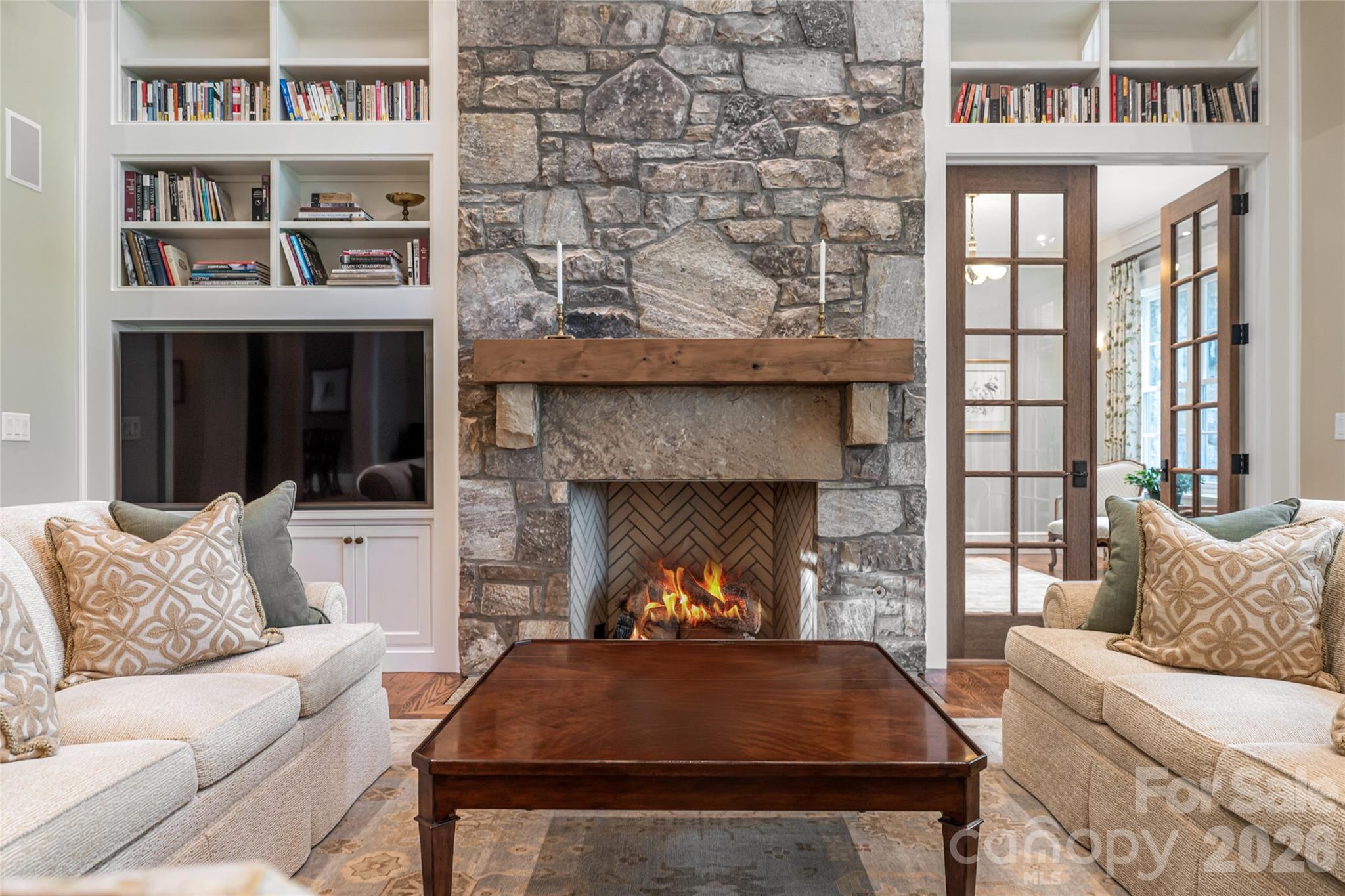 402 Vanderbilt Road