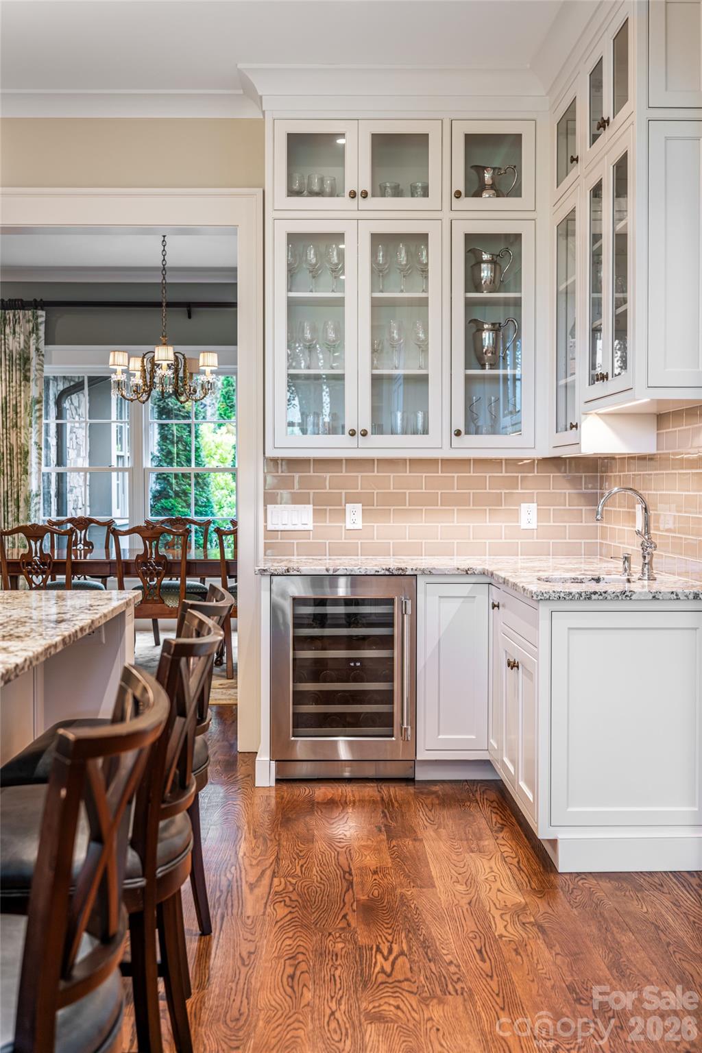 402 Vanderbilt Road