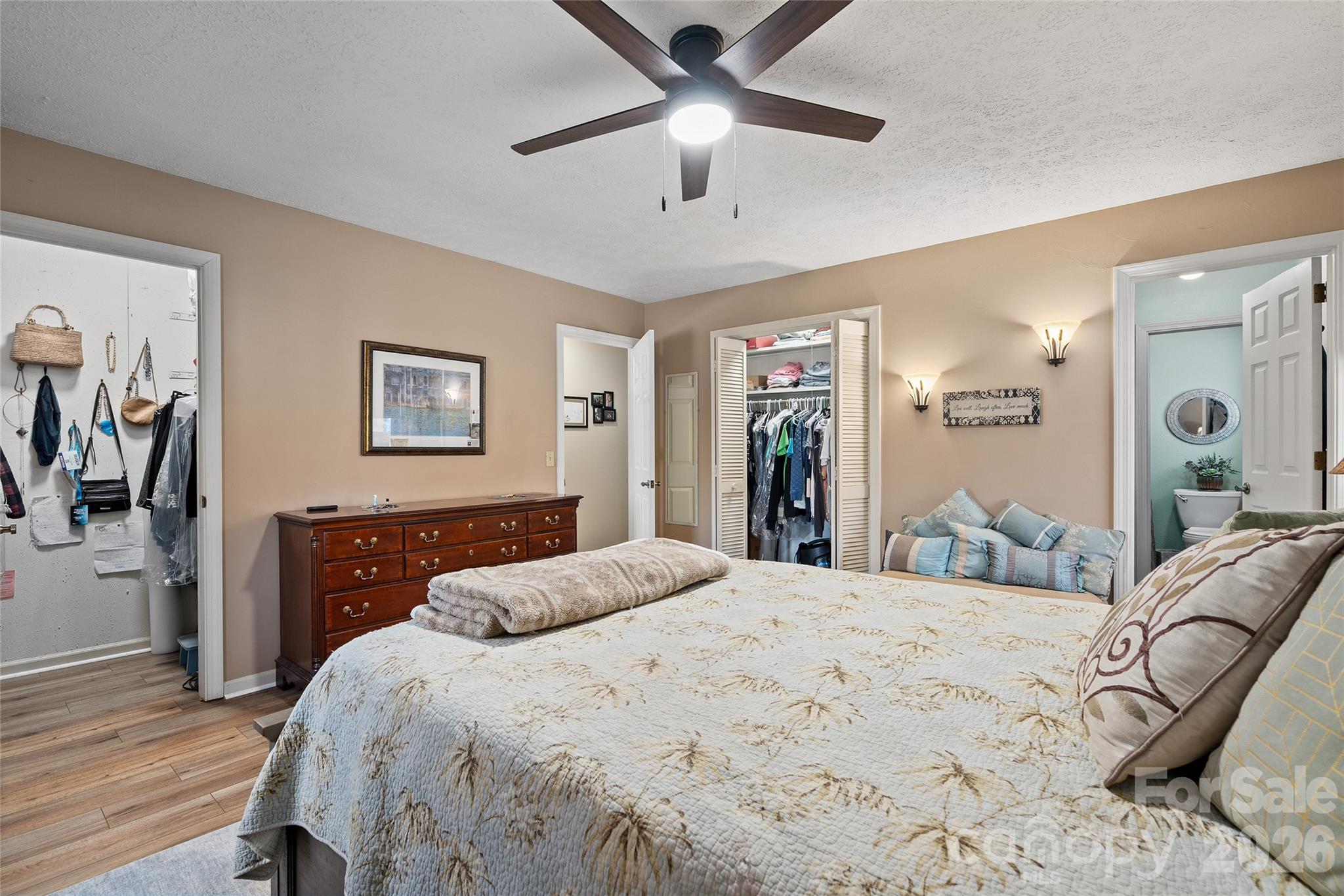 3017 Chestnut Tree Road