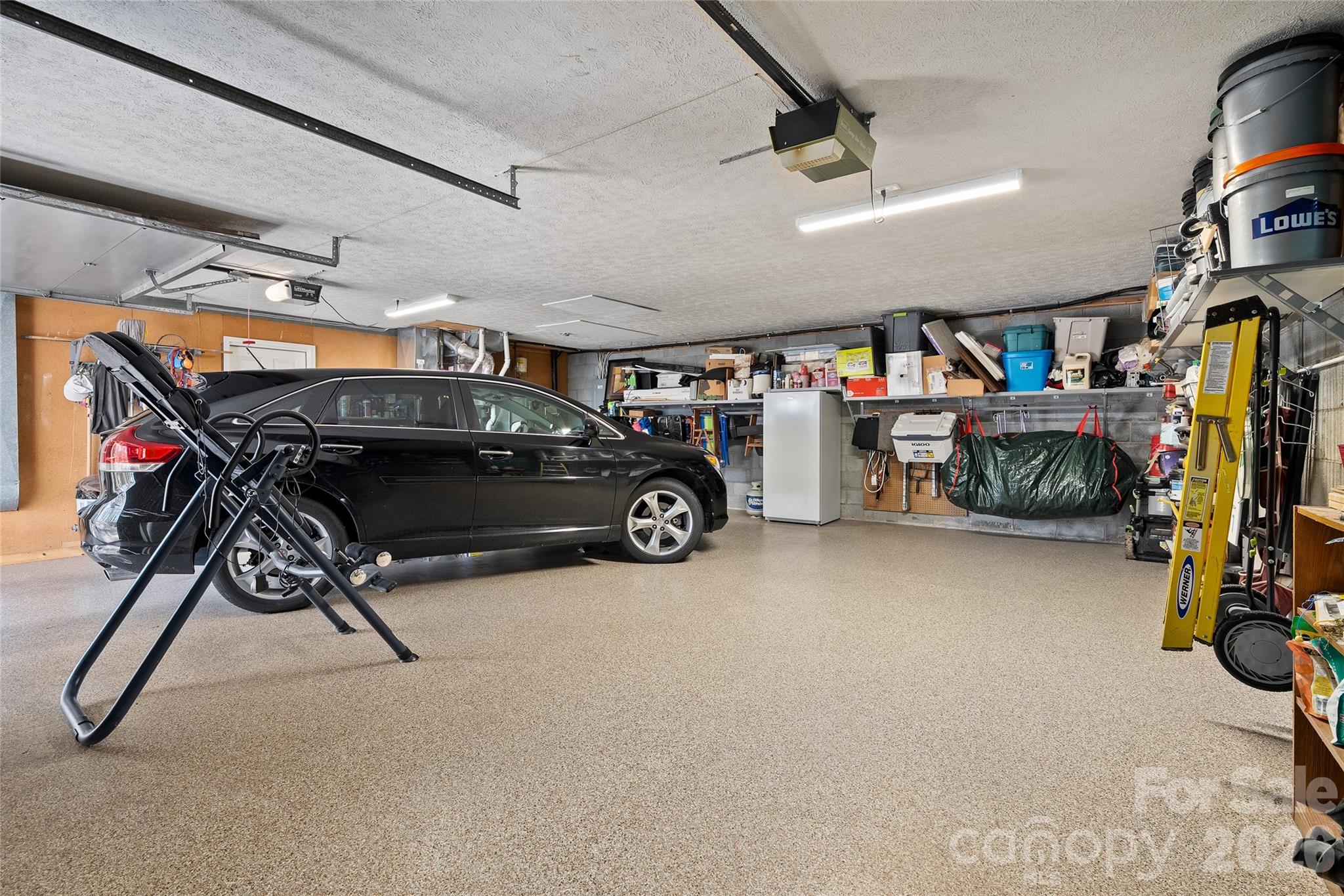 3017 Chestnut Tree Road