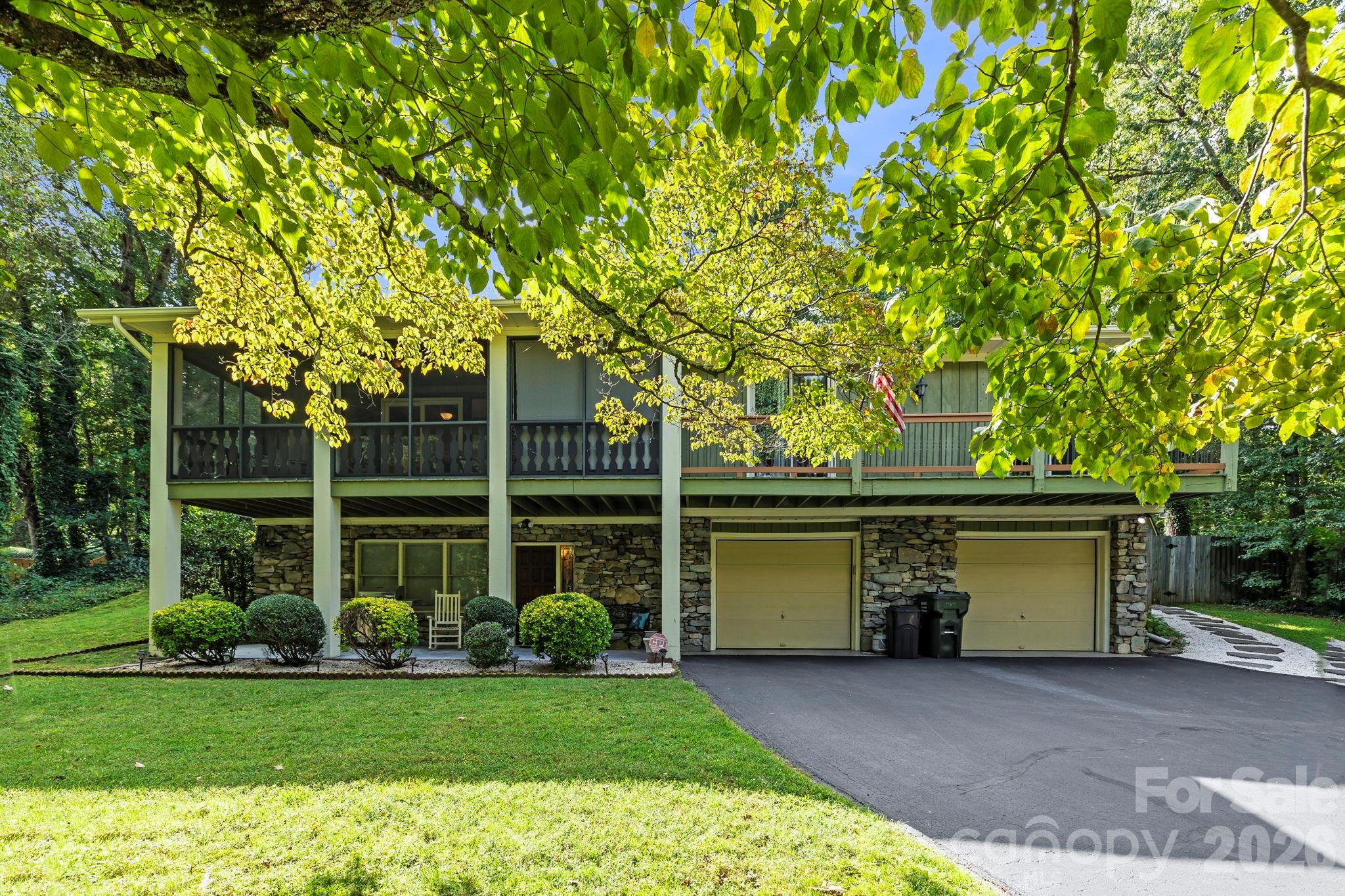 3017 Chestnut Tree Road