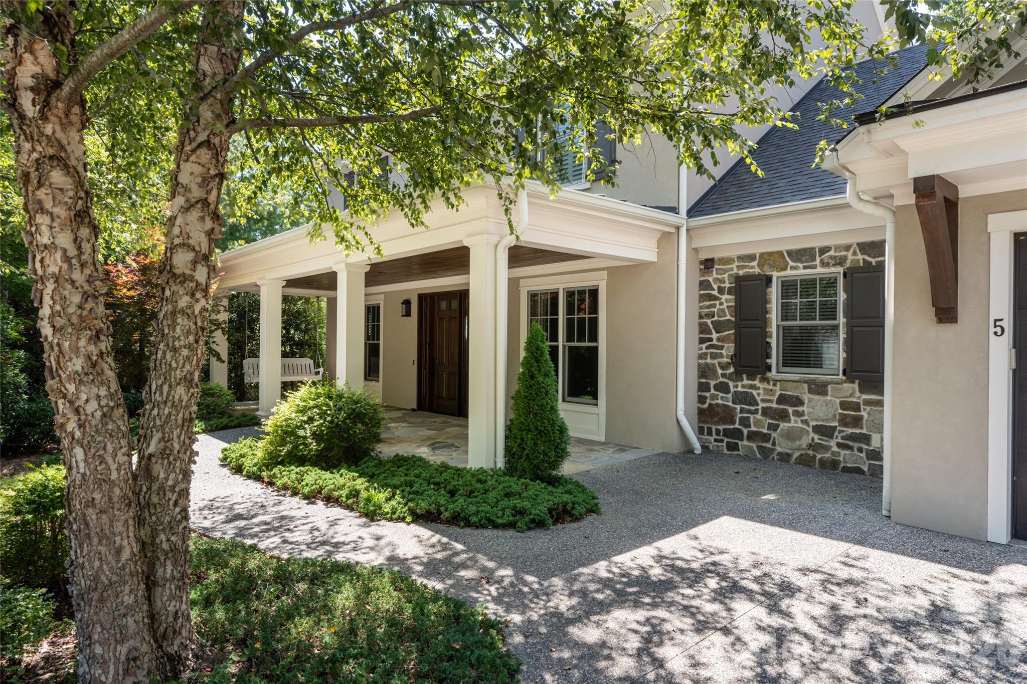 5 Cleftridge Court