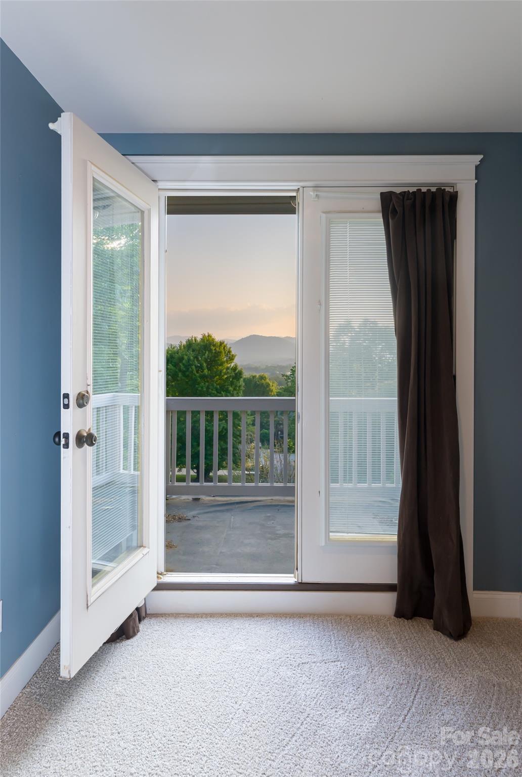 22 Rosebay Lane