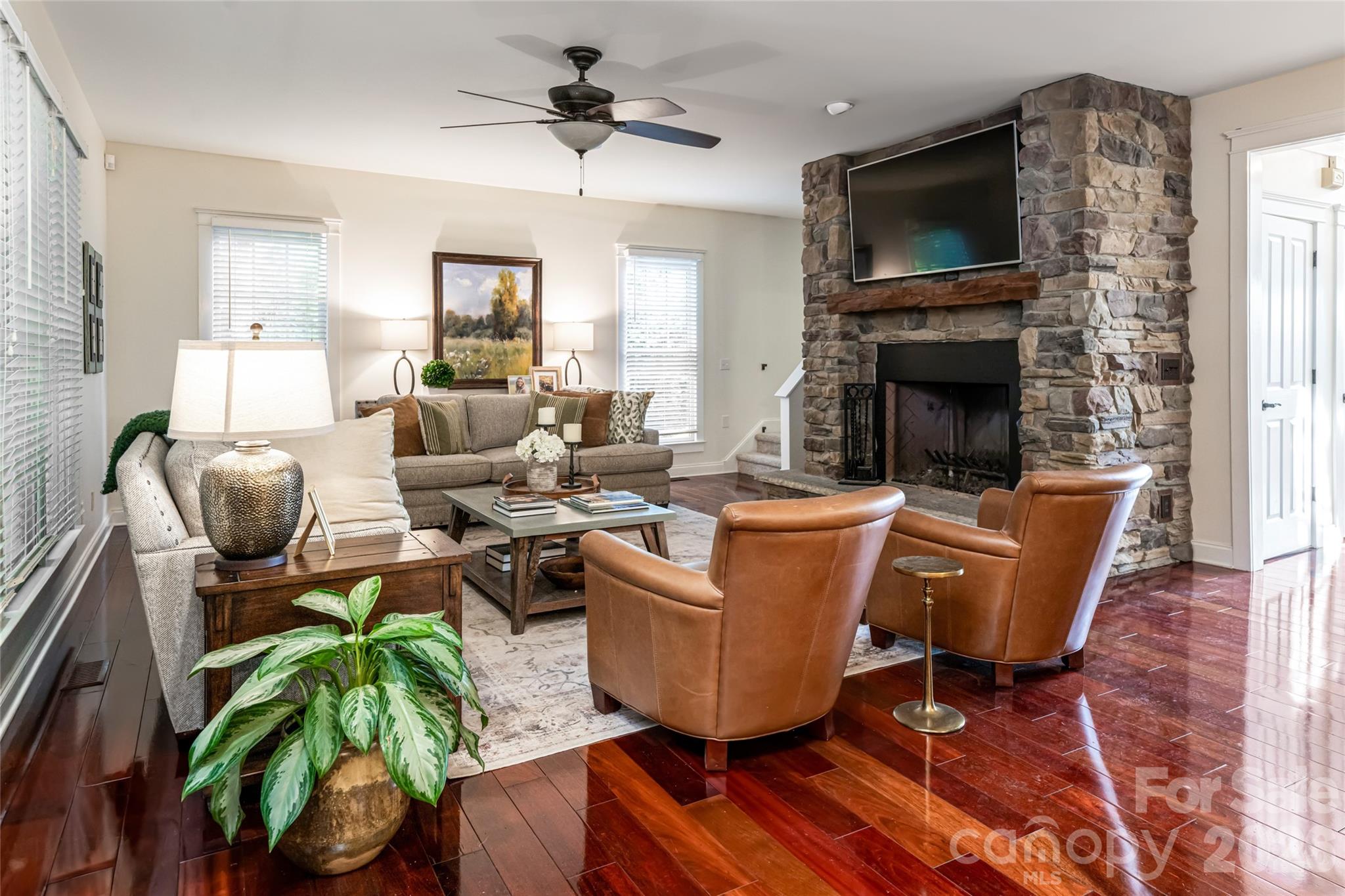 22 Rosebay Lane