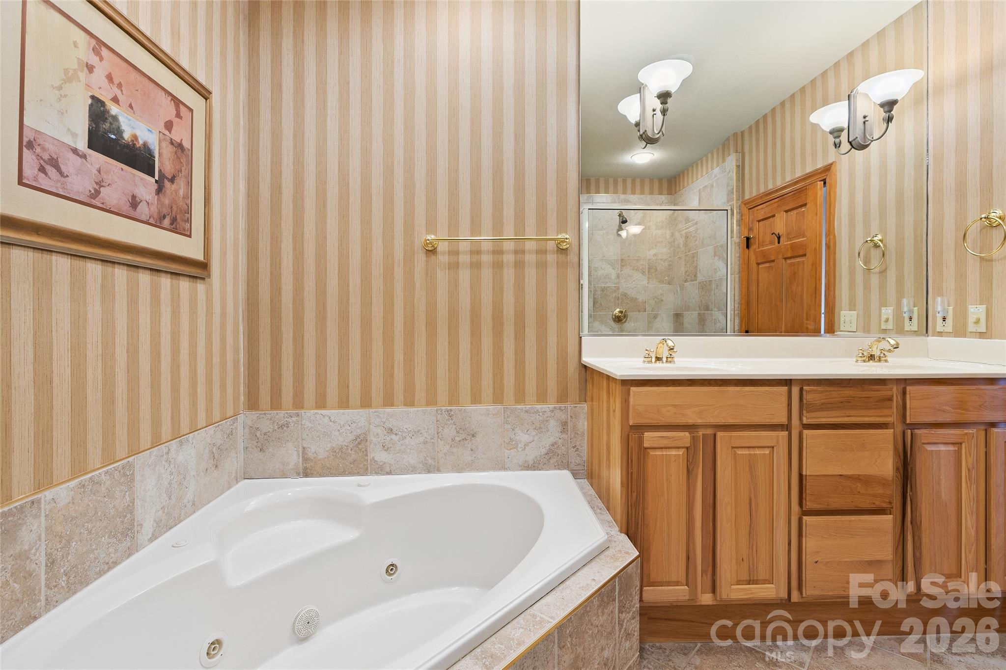 121 Stoney Falls Loop