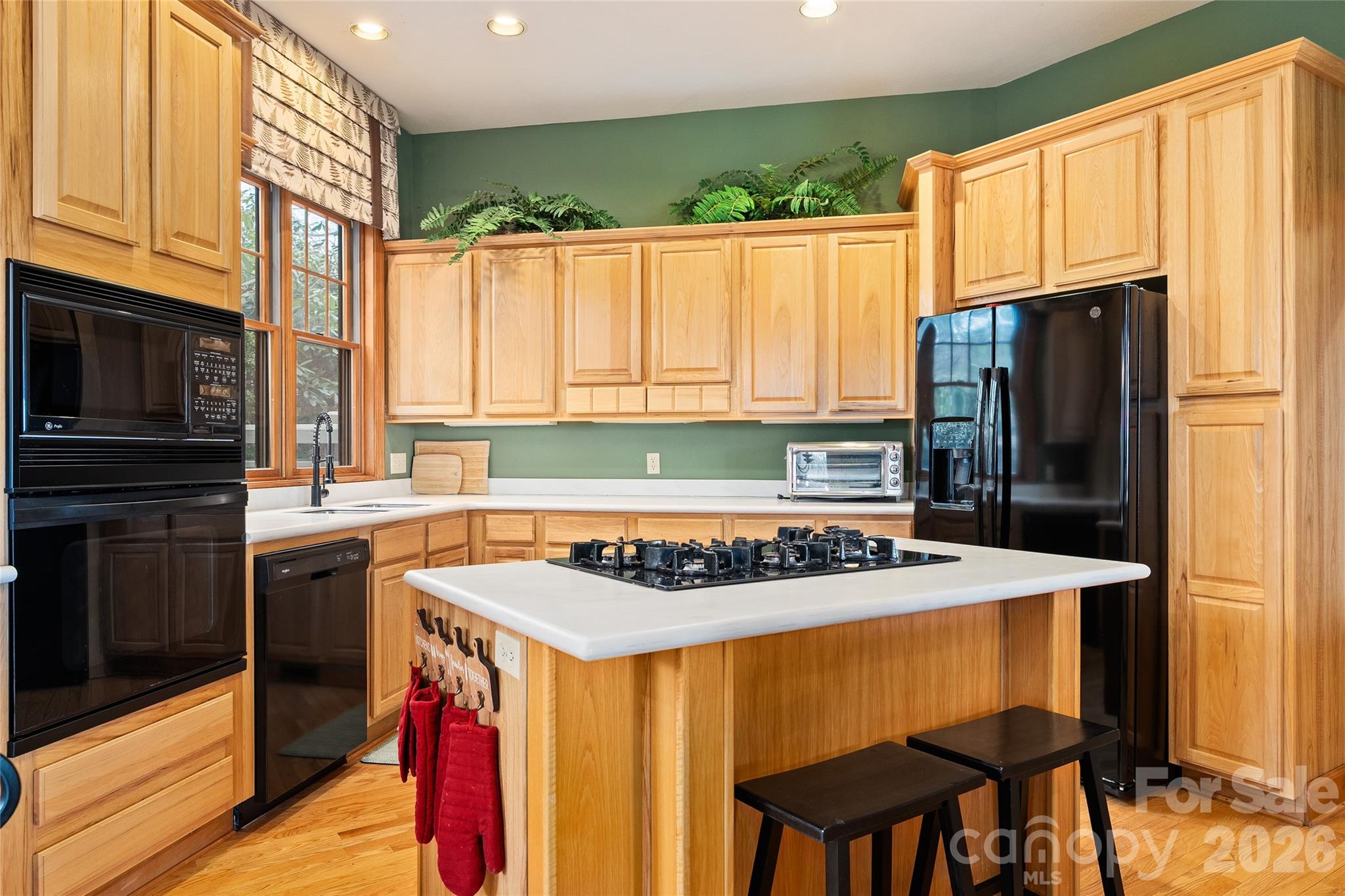 121 Stoney Falls Loop