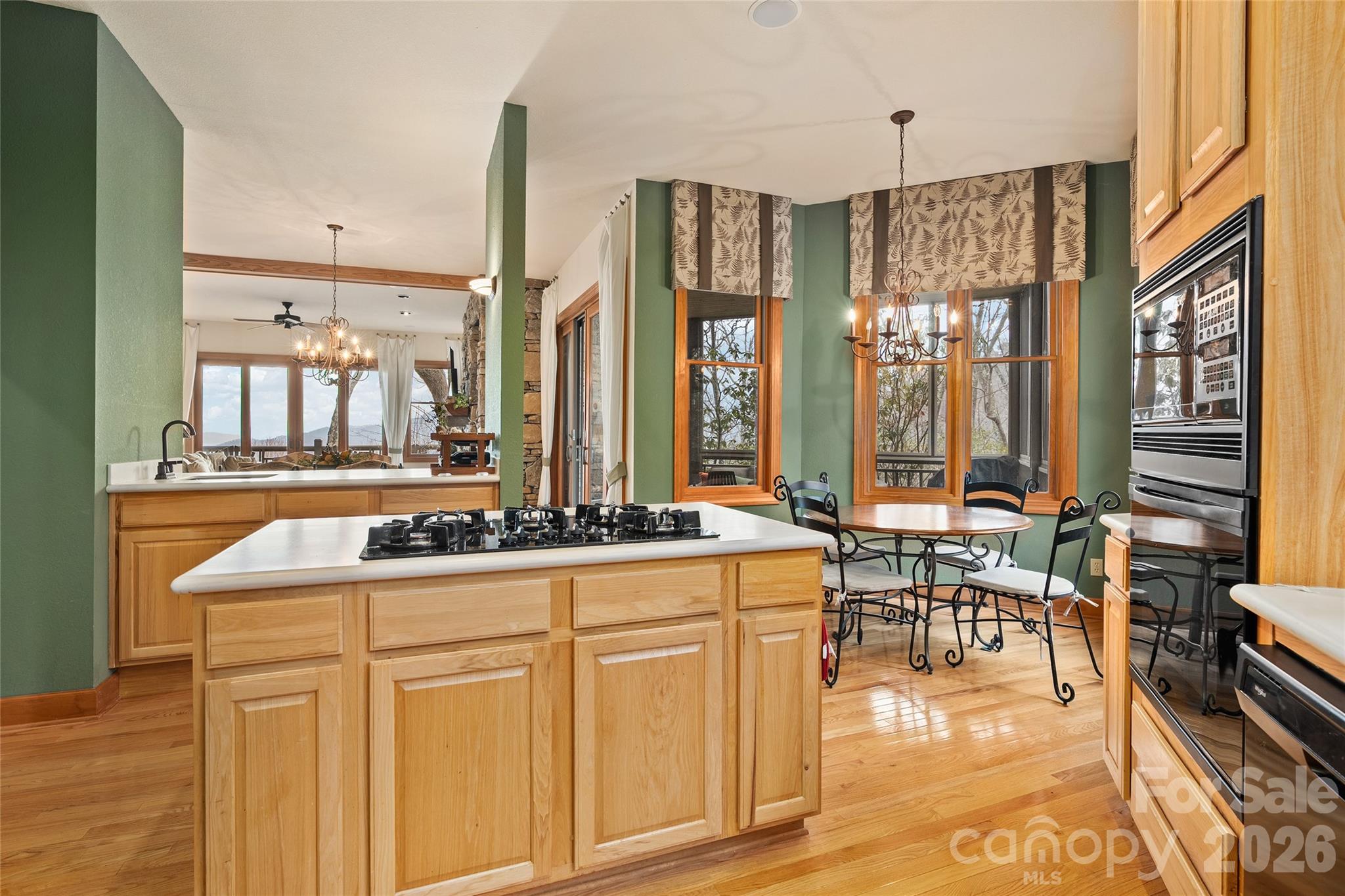 121 Stoney Falls Loop