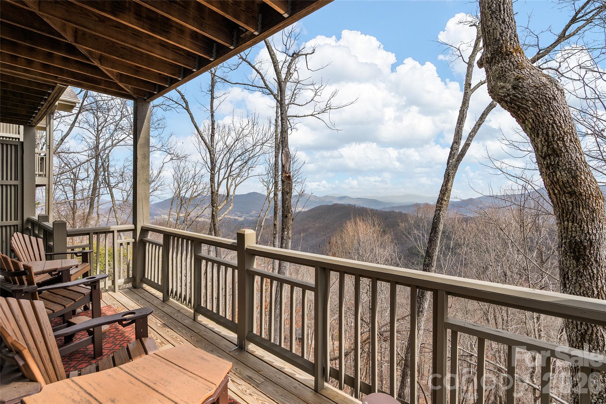 121 Stoney Falls Loop