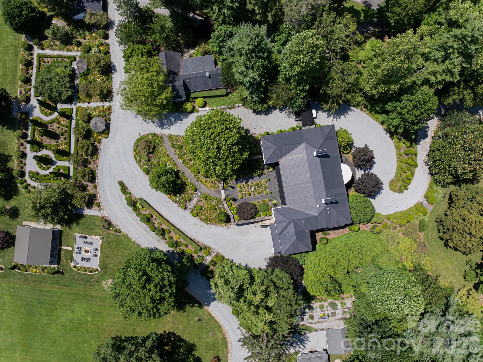 365 Sherwood Drive S