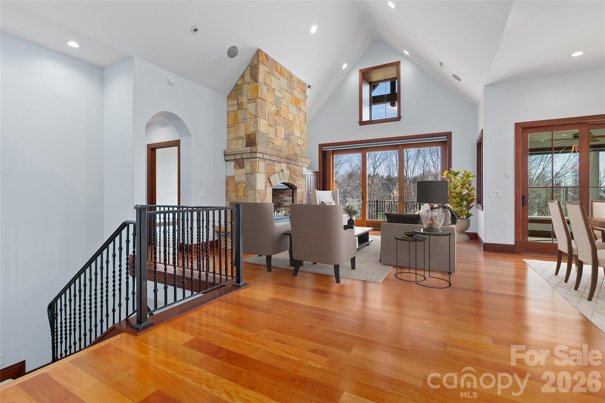 34 Foxbridge Way