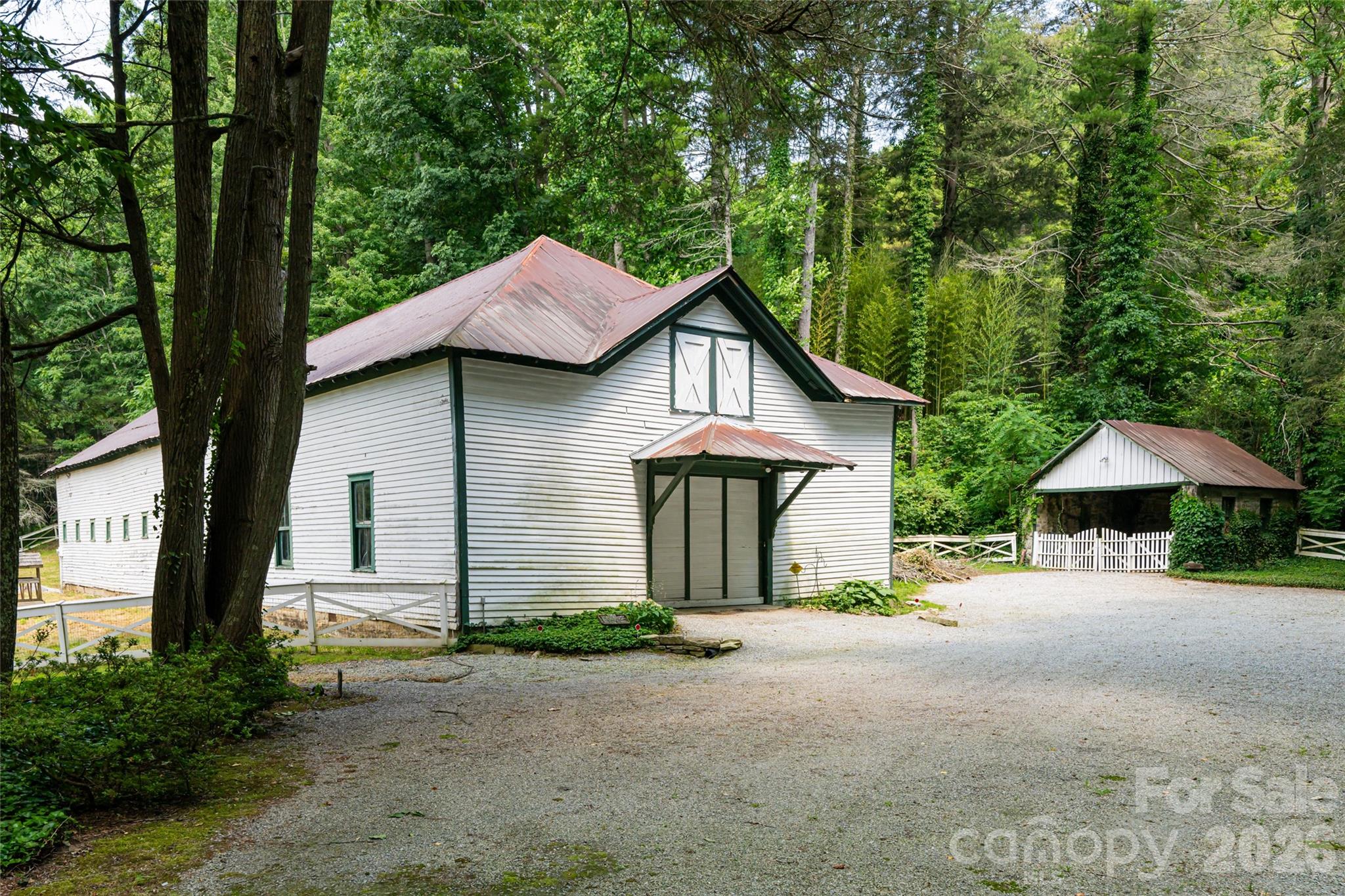 2531 Little River Road