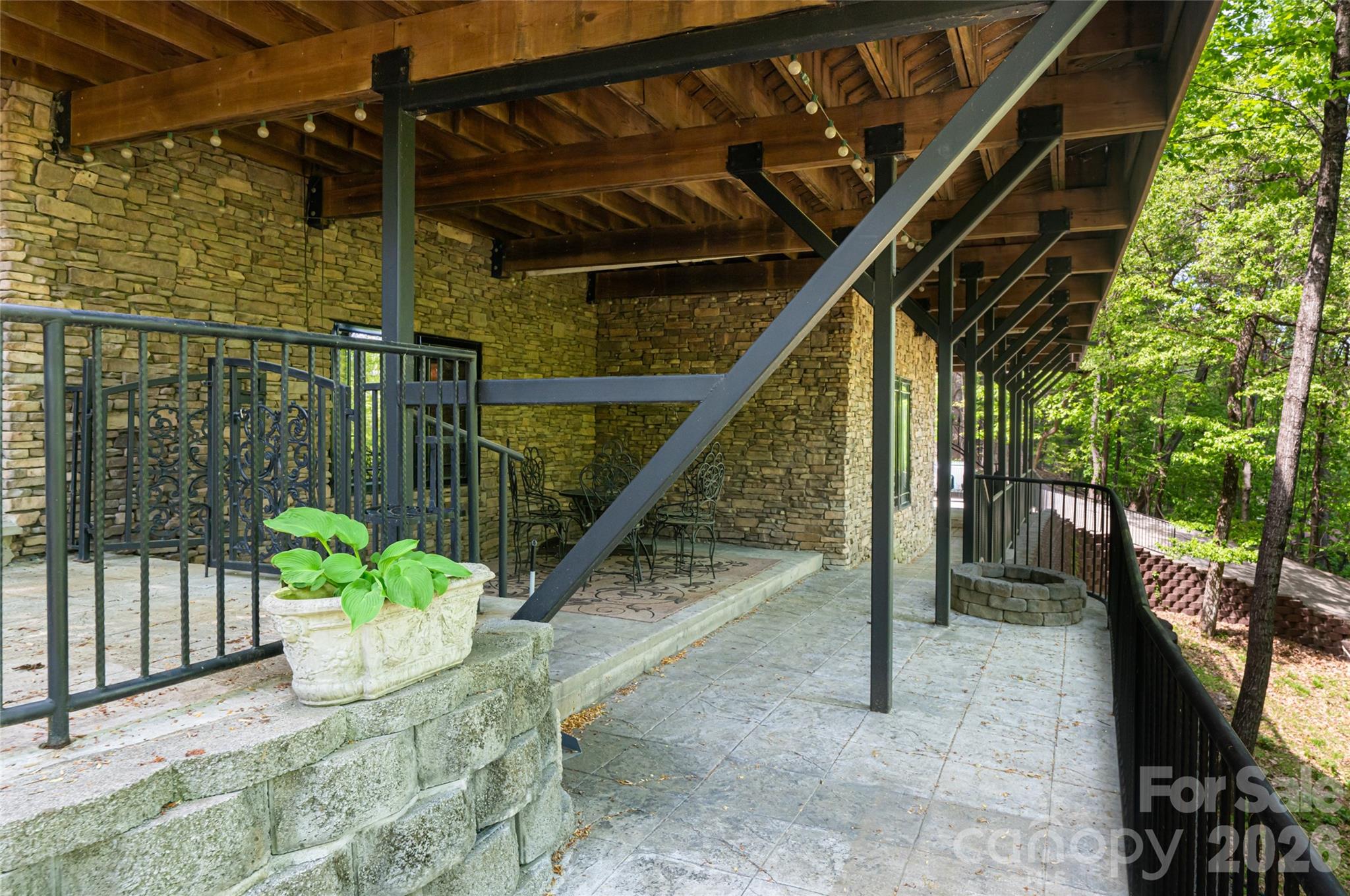 14 Walnut Drive