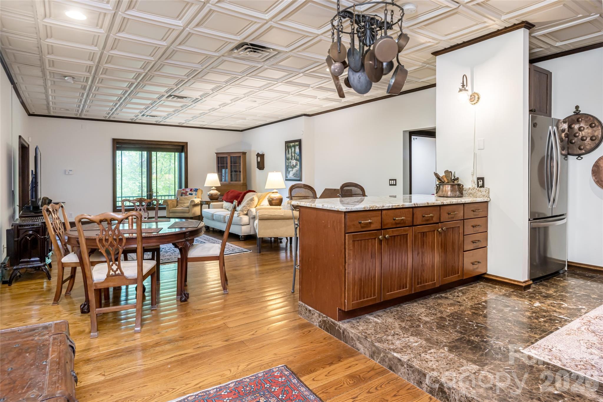 14 Walnut Drive