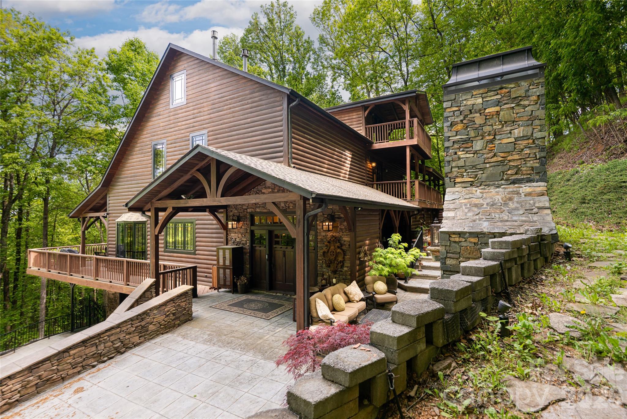 14 Walnut Drive