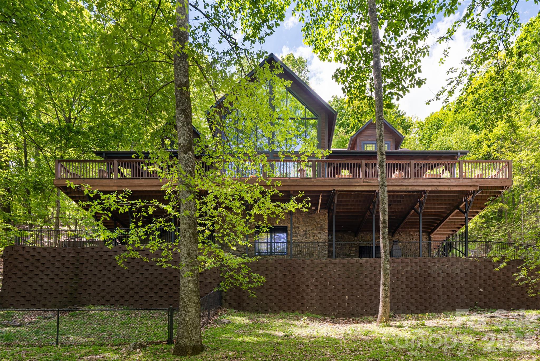 14 Walnut Drive