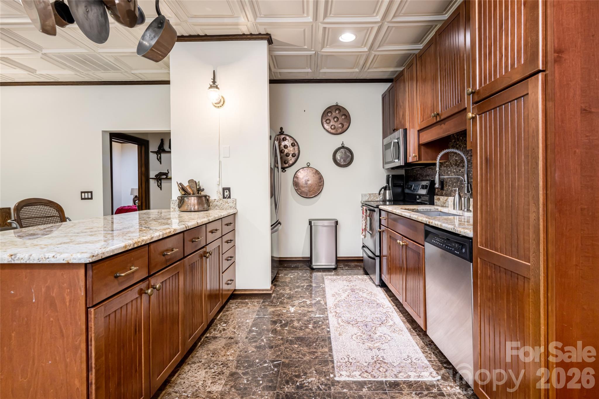 14 Walnut Drive