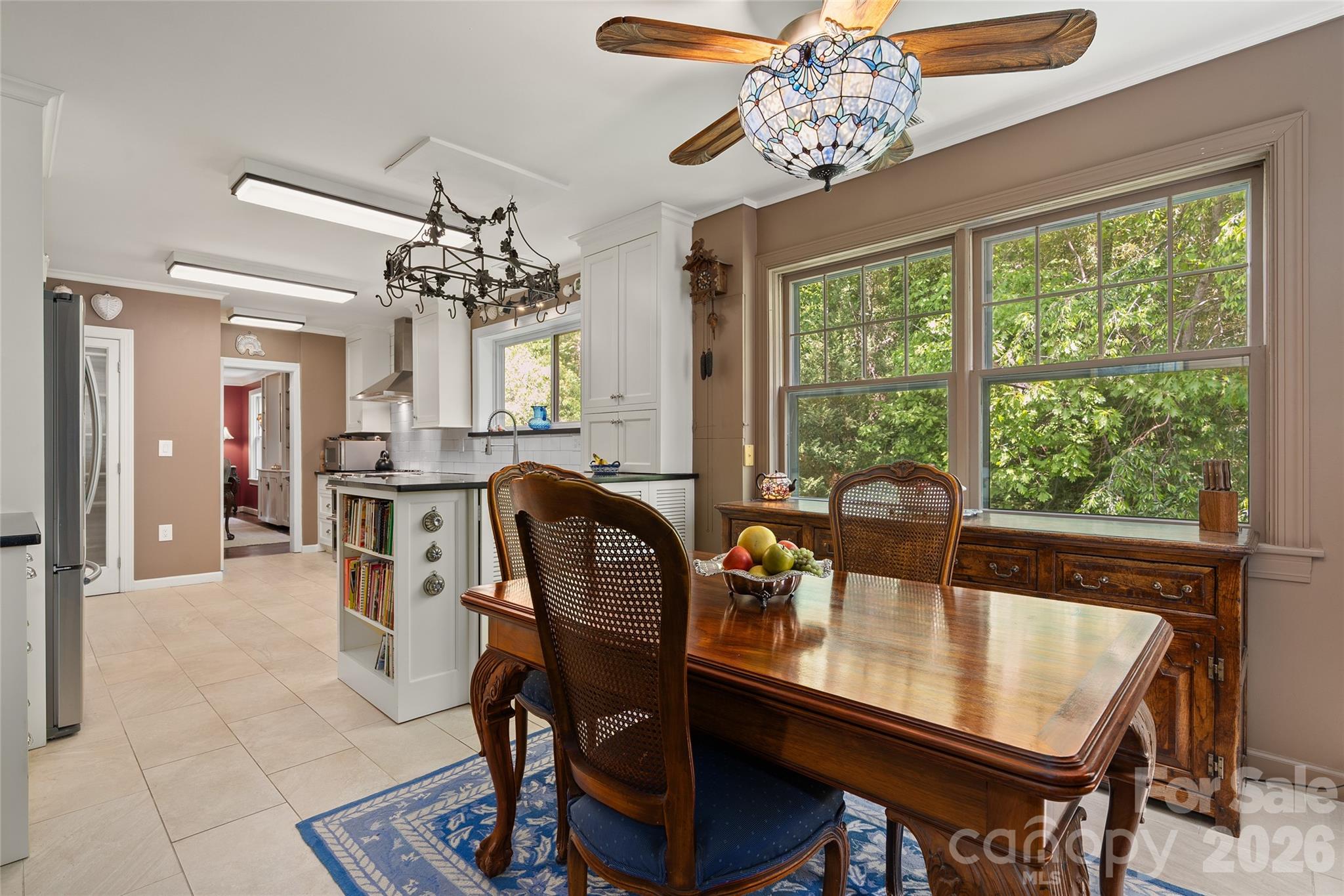 185 Macon Avenue Unit: B10