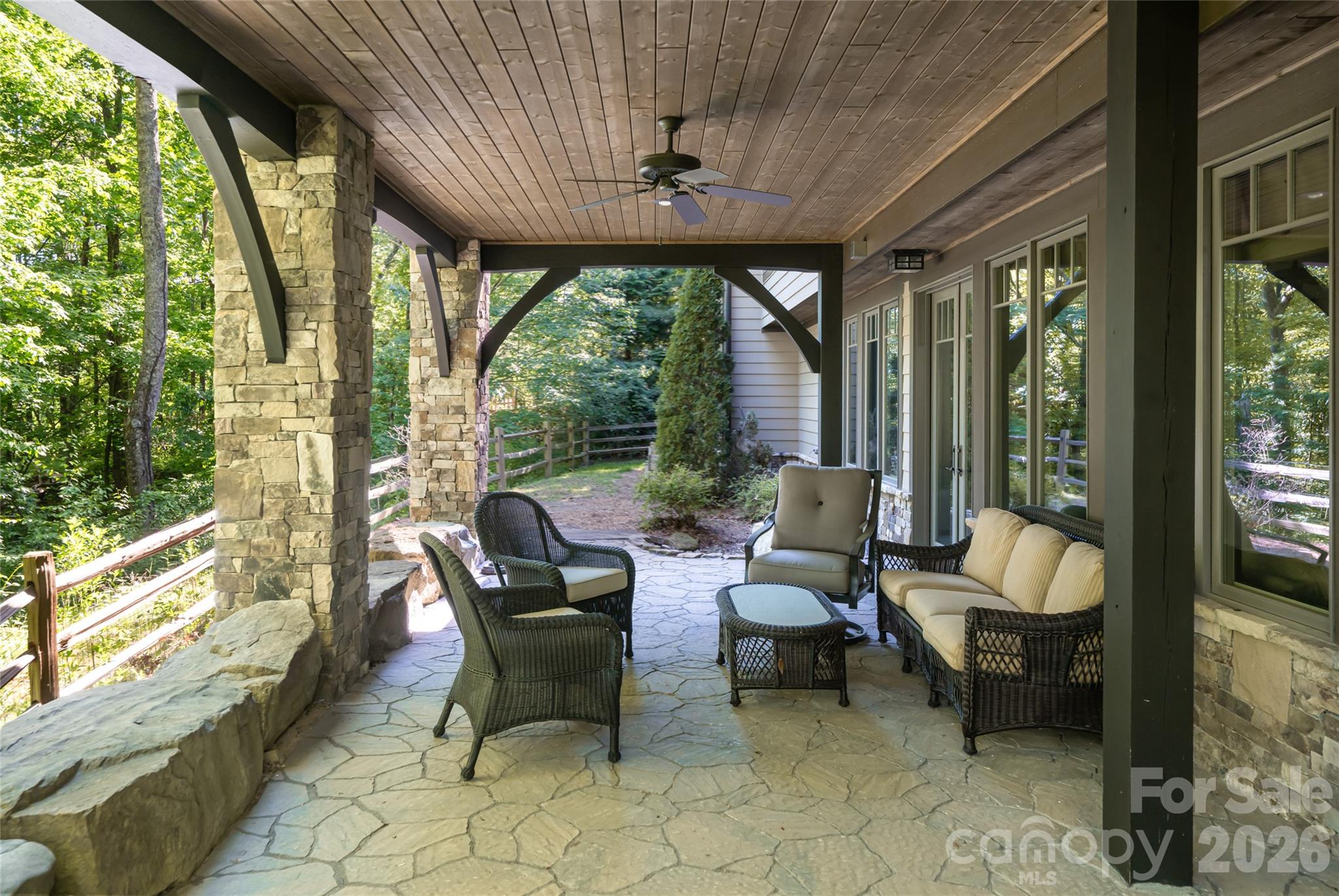 2 Cherokee Orchard Court