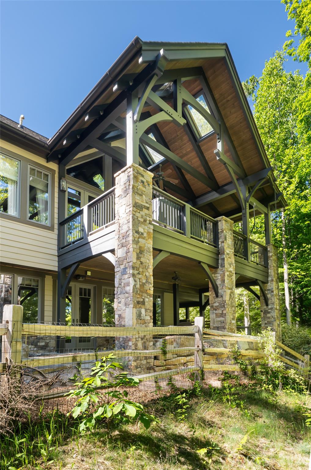 2 Cherokee Orchard Court