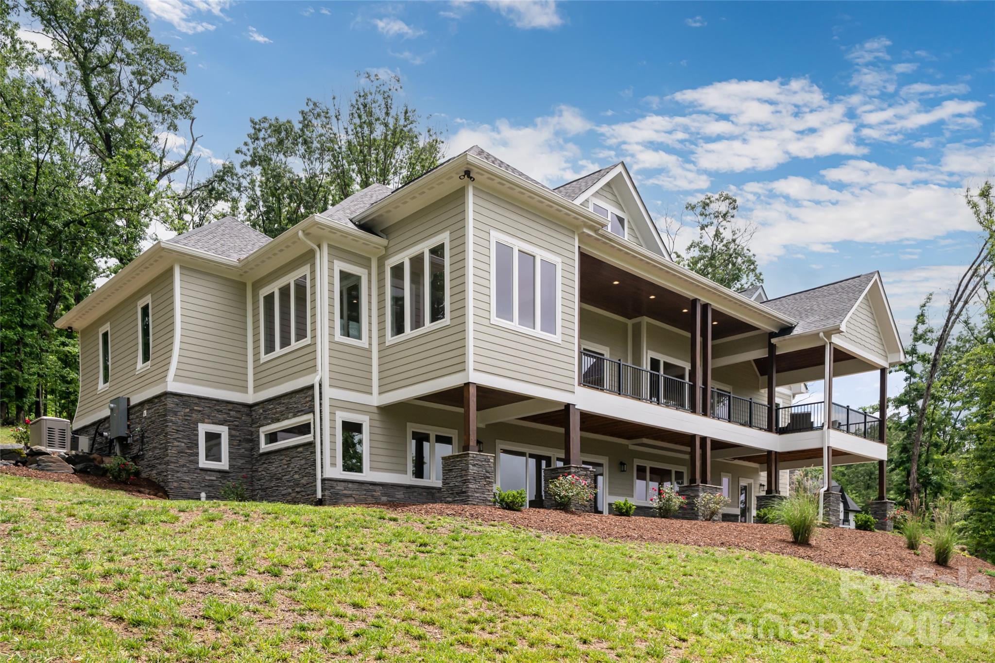 128 Saddle Ridge Drive