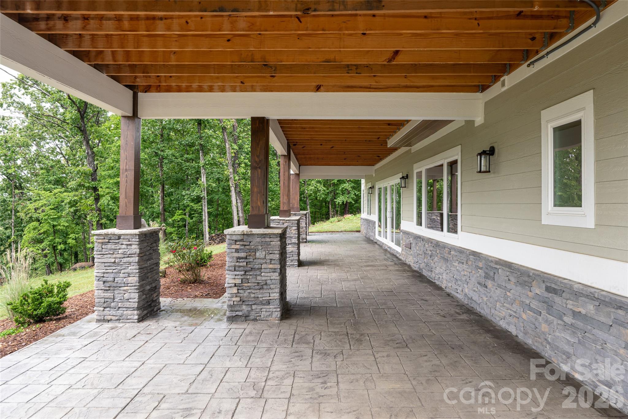 128 Saddle Ridge Drive