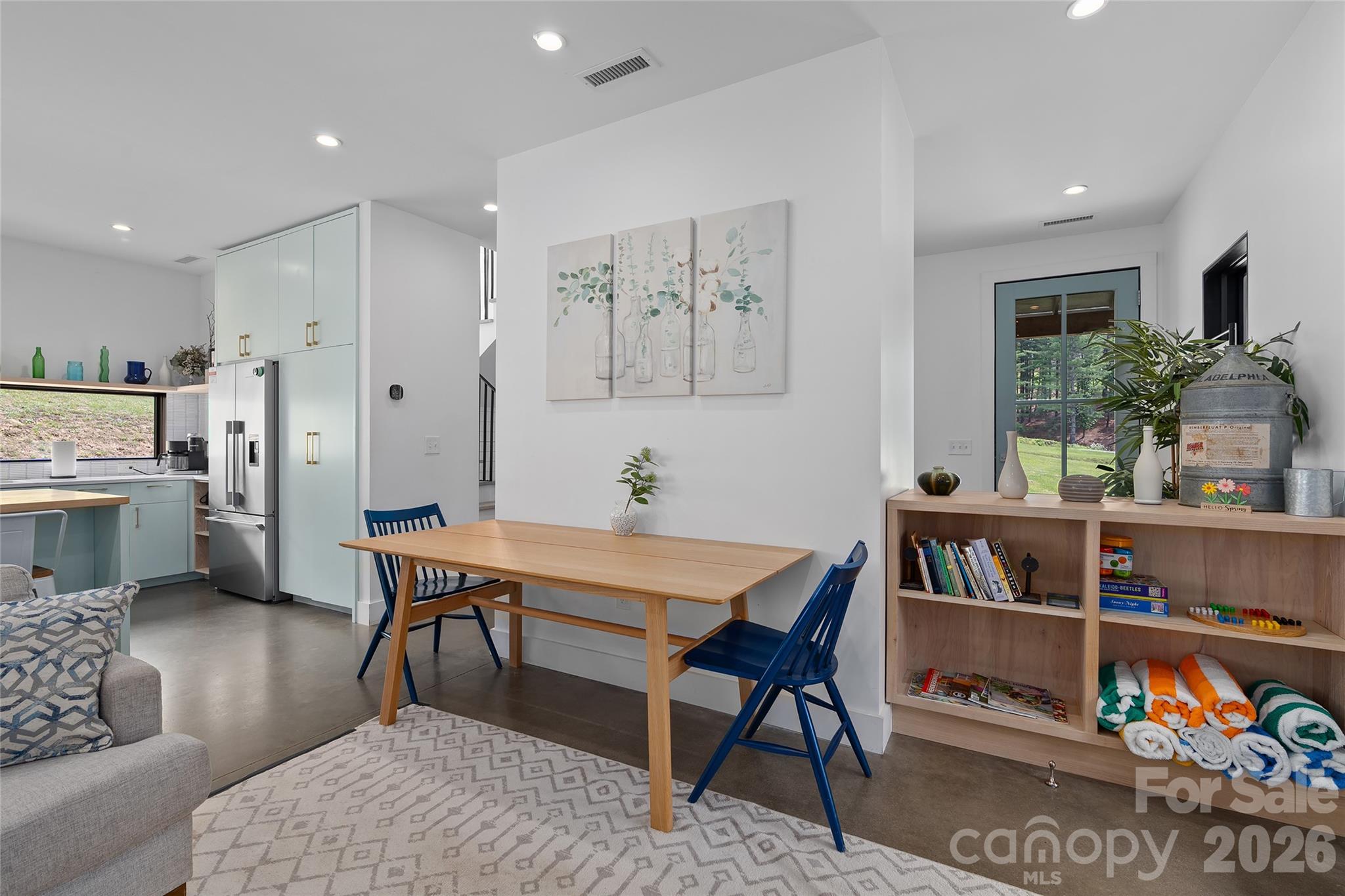 105 Loganberry Trail Unit: 1