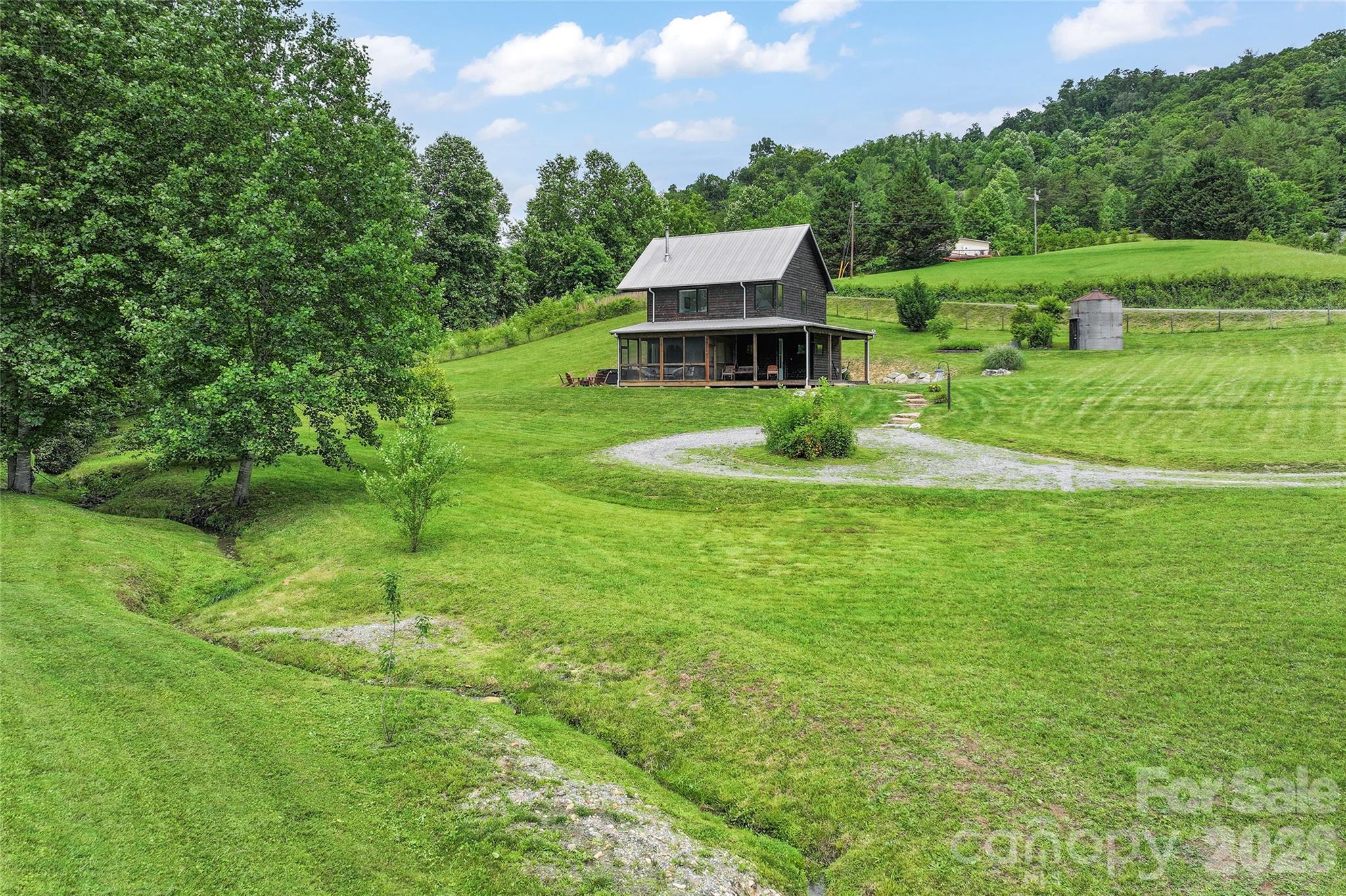 105 Loganberry Trail Unit: 1