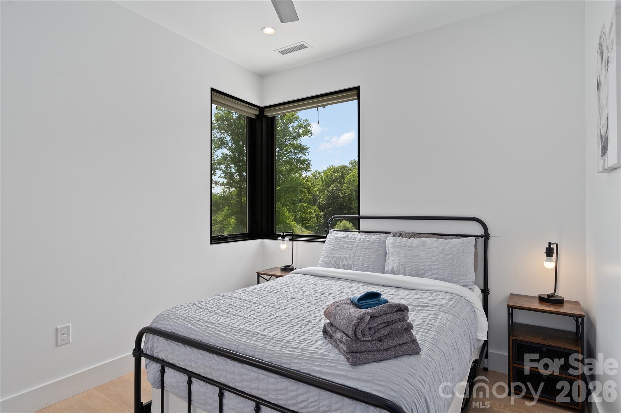105 Loganberry Trail Unit: 1
