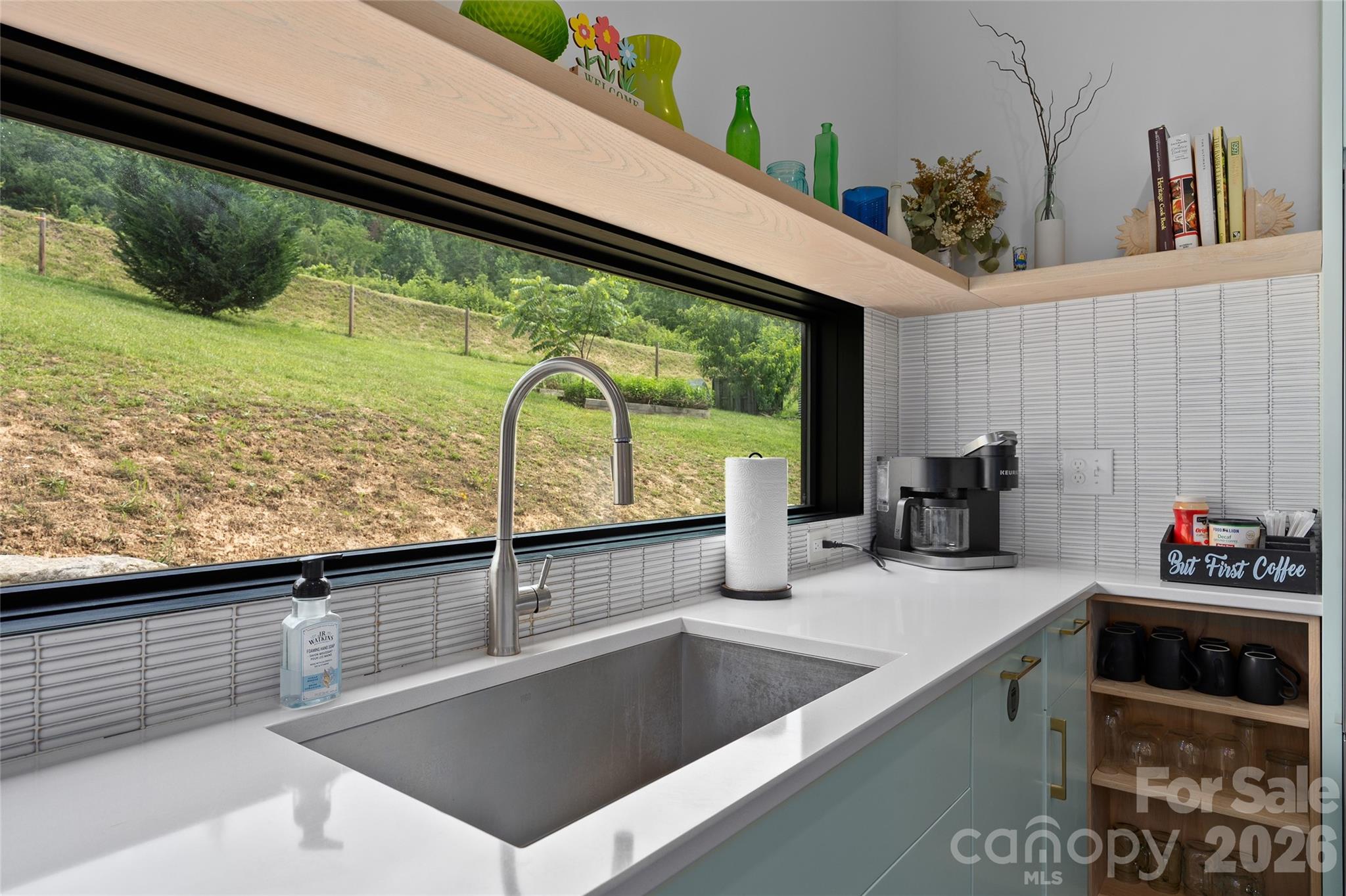 105 Loganberry Trail Unit: 1