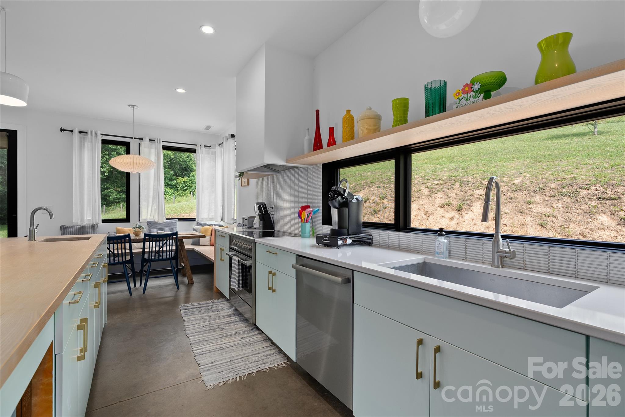 105 Loganberry Trail Unit: 1
