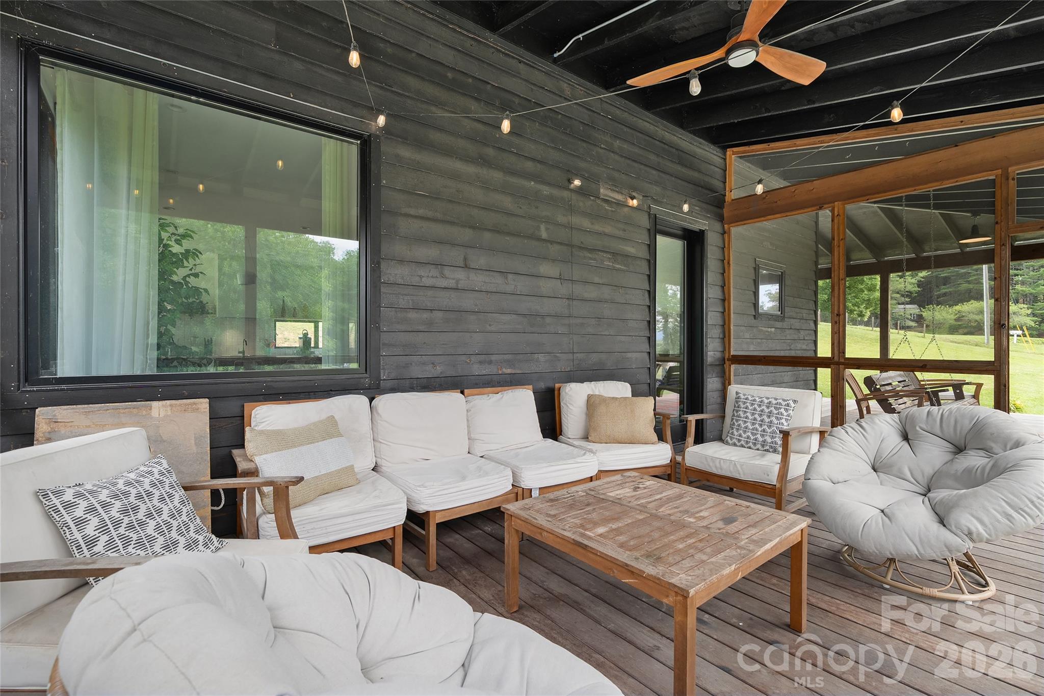 105 Loganberry Trail Unit: 1
