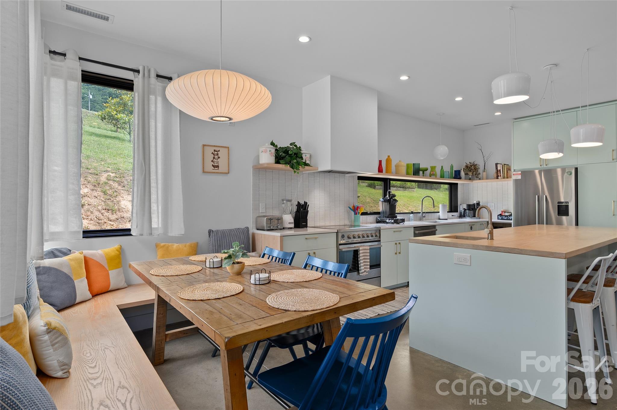 105 Loganberry Trail Unit: 1