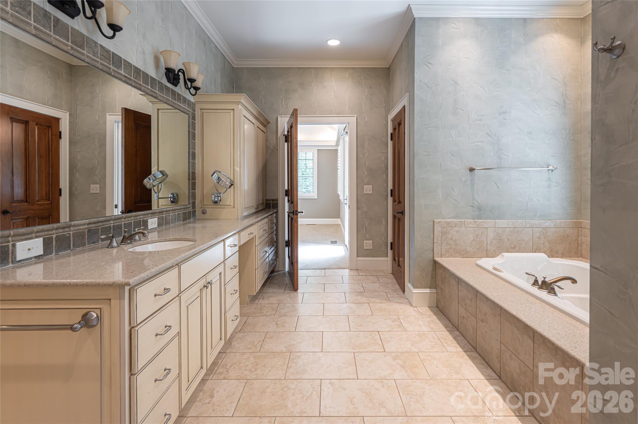 1116 Perch Fly Court
