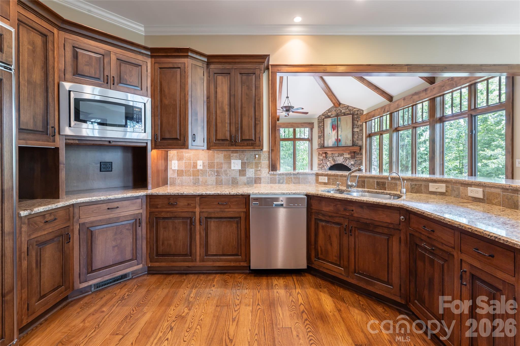 1116 Perch Fly Court