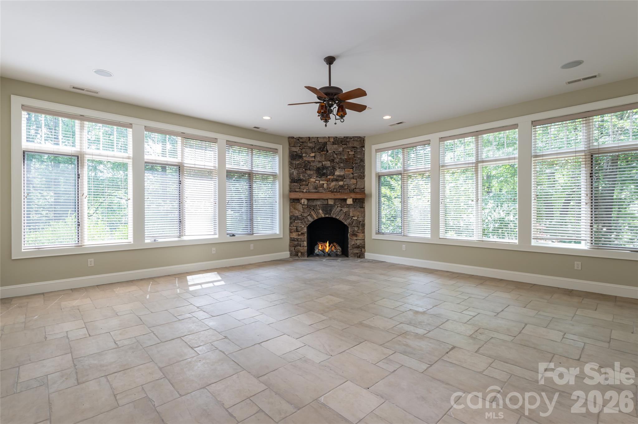 1116 Perch Fly Court
