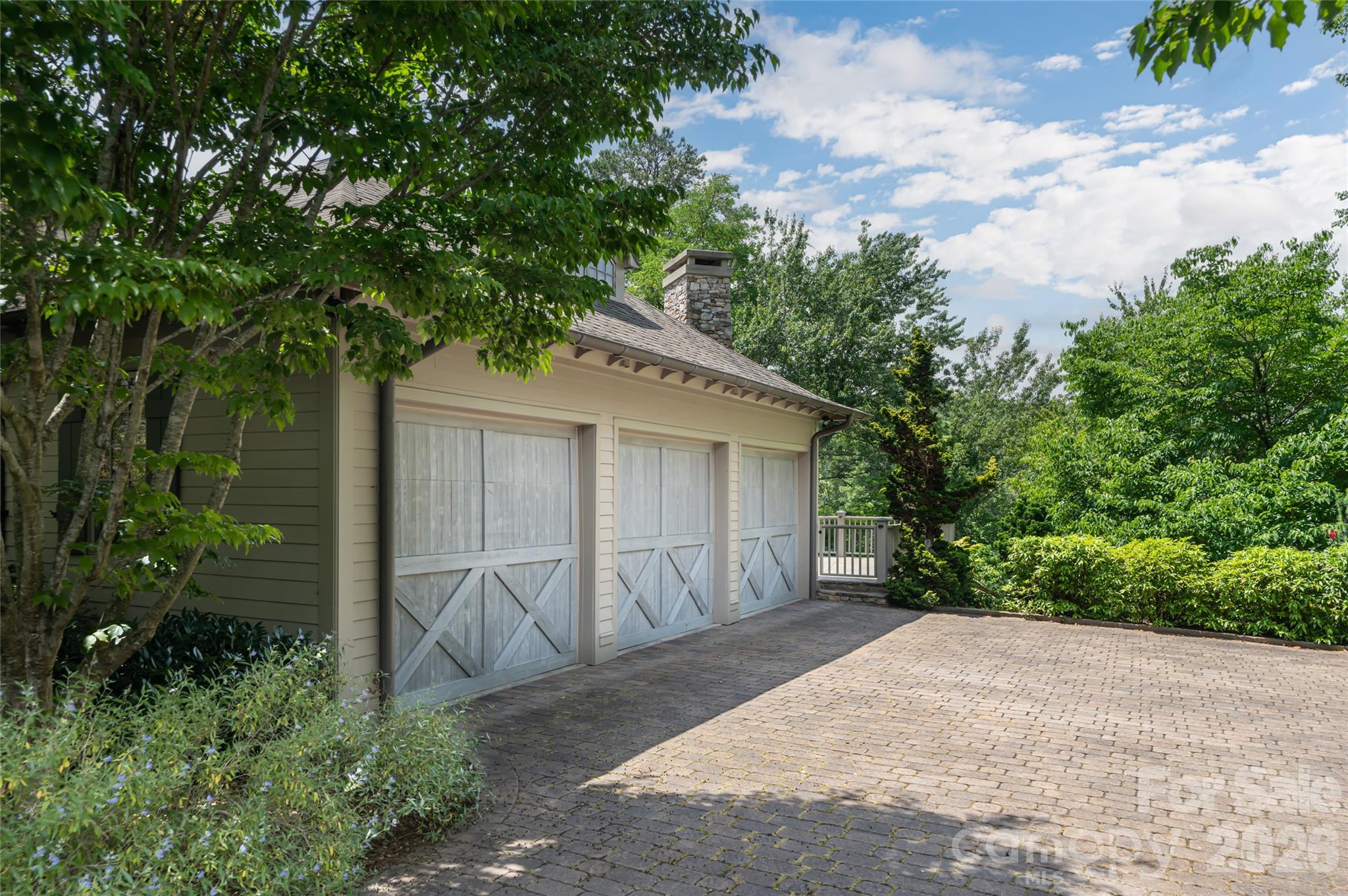 1116 Perch Fly Court