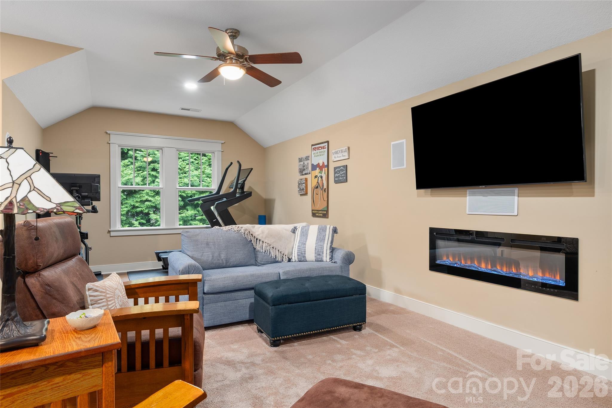 46 Slide Rock Way