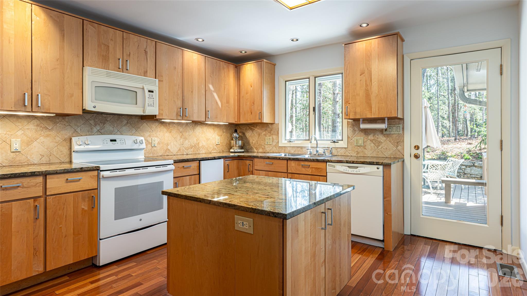 12 Stuyvesant Crescent