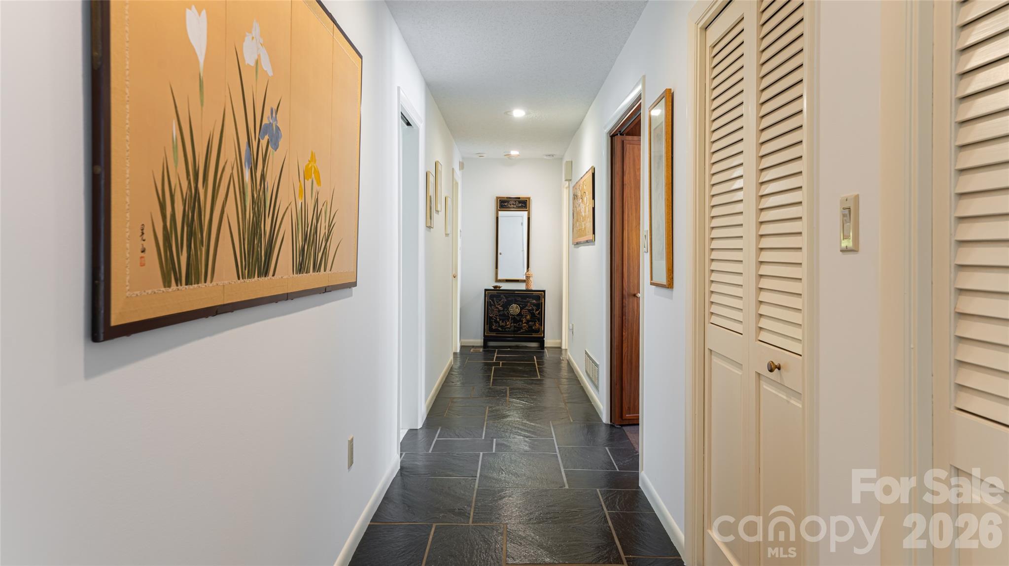 12 Stuyvesant Crescent